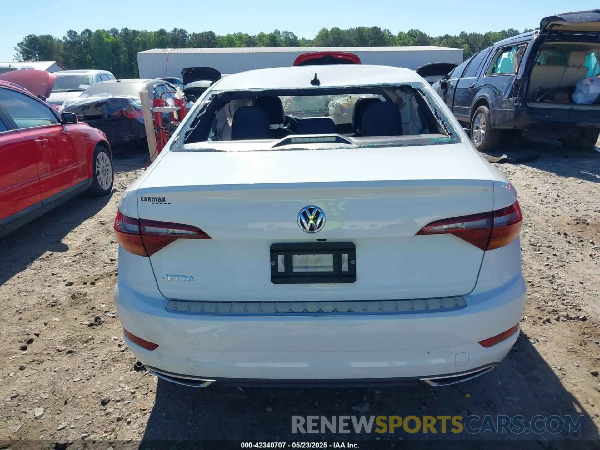 16 Photograph of a damaged car 3VWCB7BU4KM170634 VOLKSWAGEN JETTA 2019