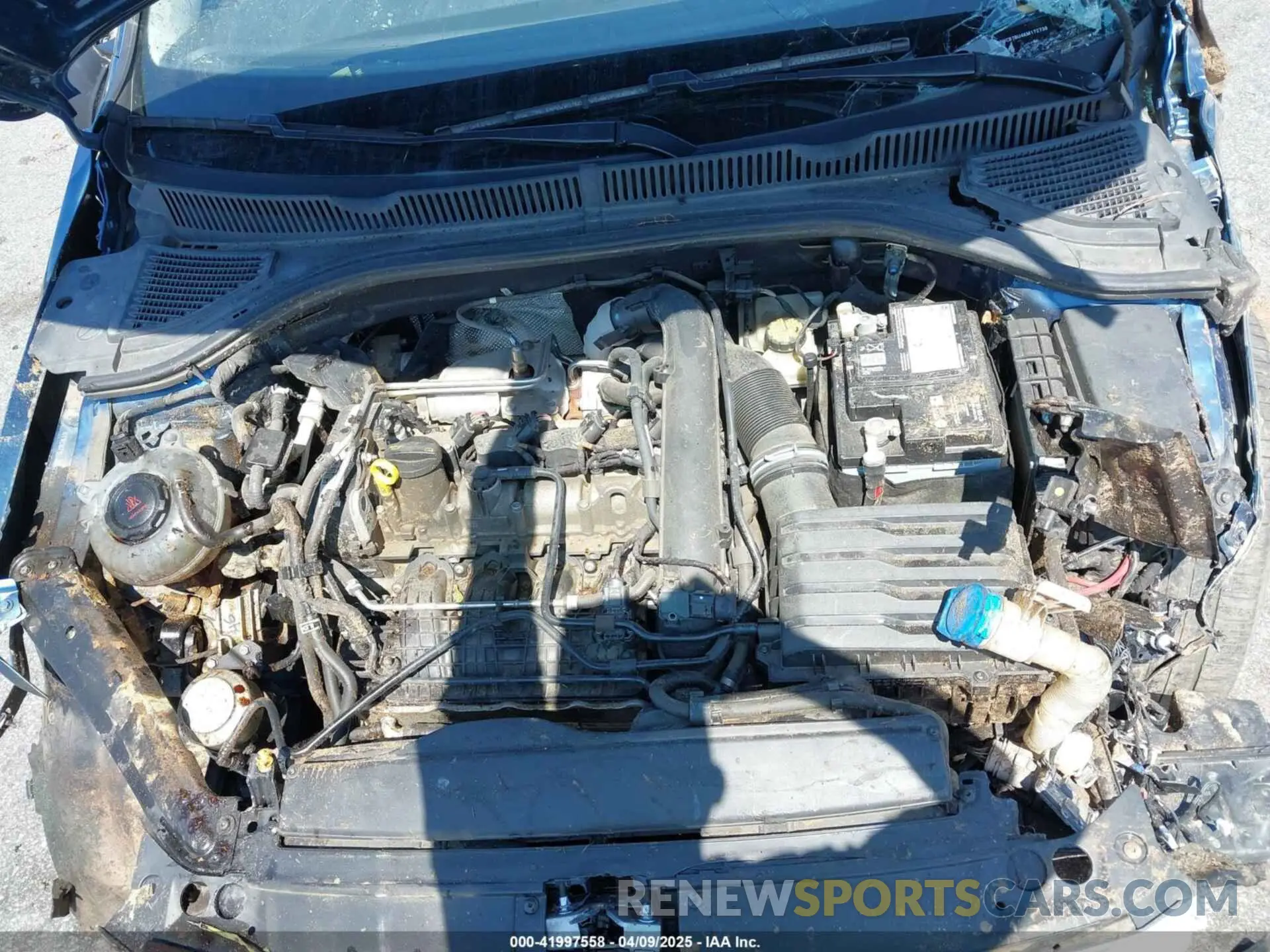10 Photograph of a damaged car 3VWCB7BU4KM172738 VOLKSWAGEN JETTA 2019