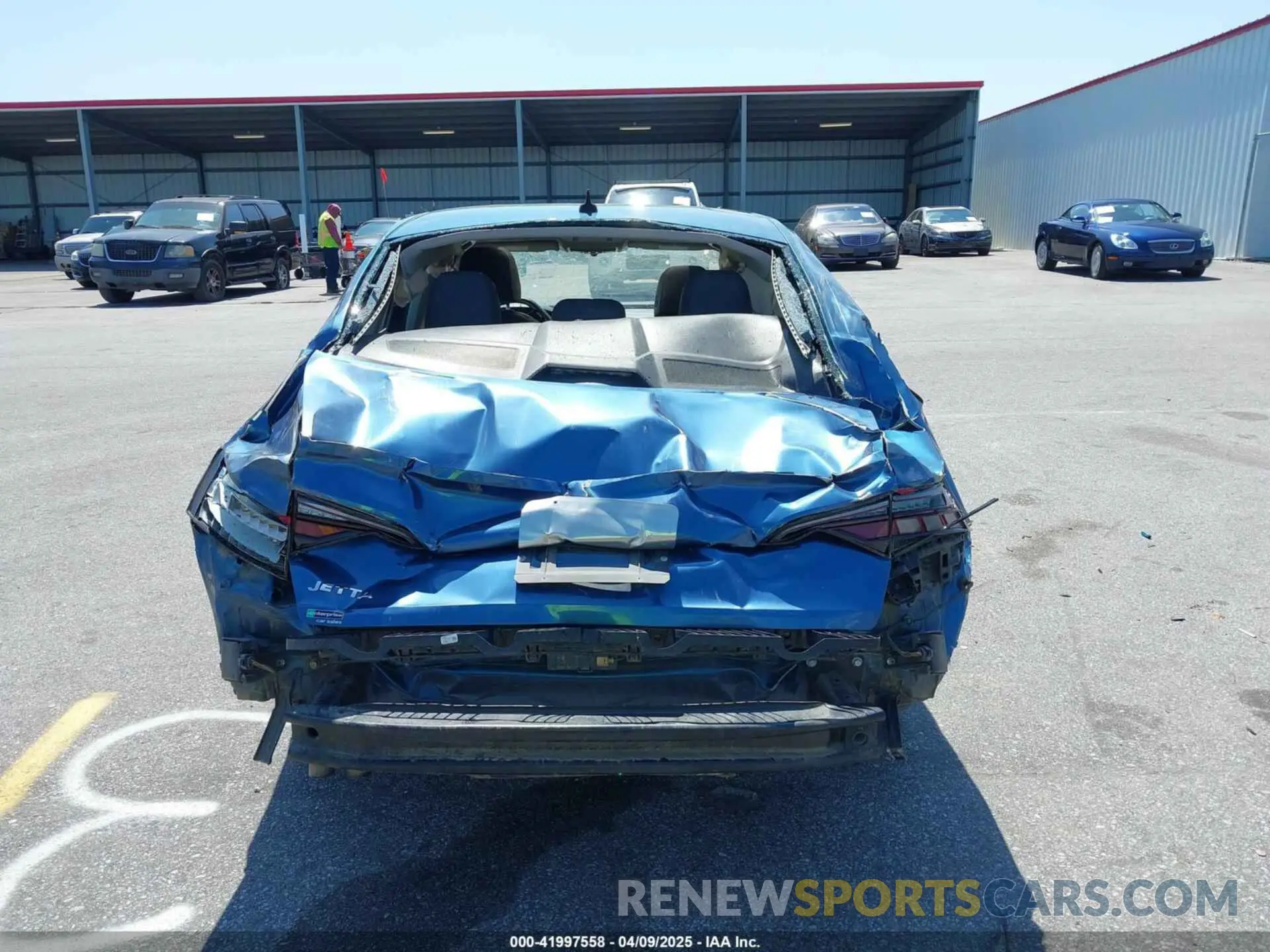 15 Photograph of a damaged car 3VWCB7BU4KM172738 VOLKSWAGEN JETTA 2019