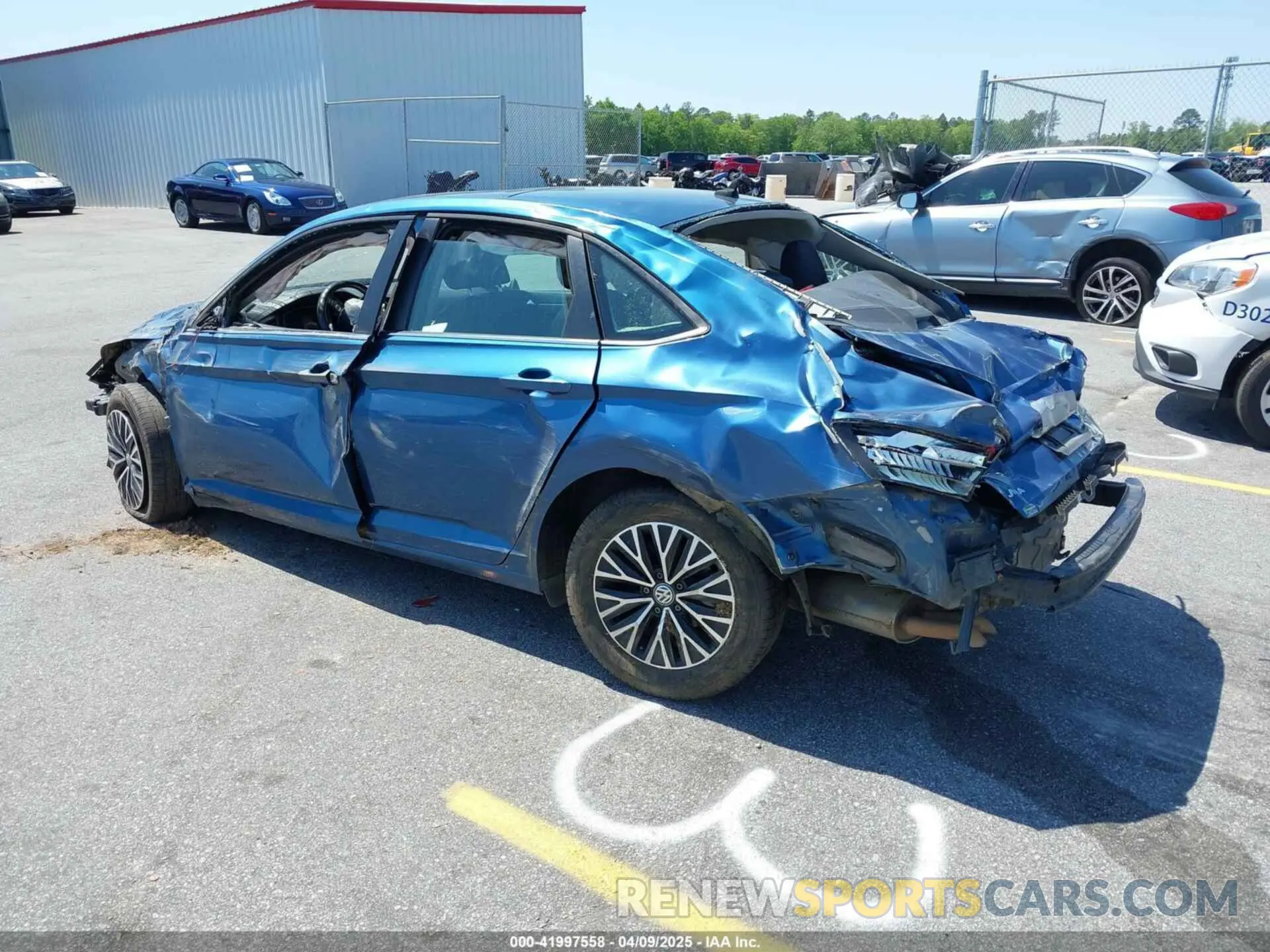 3 Photograph of a damaged car 3VWCB7BU4KM172738 VOLKSWAGEN JETTA 2019
