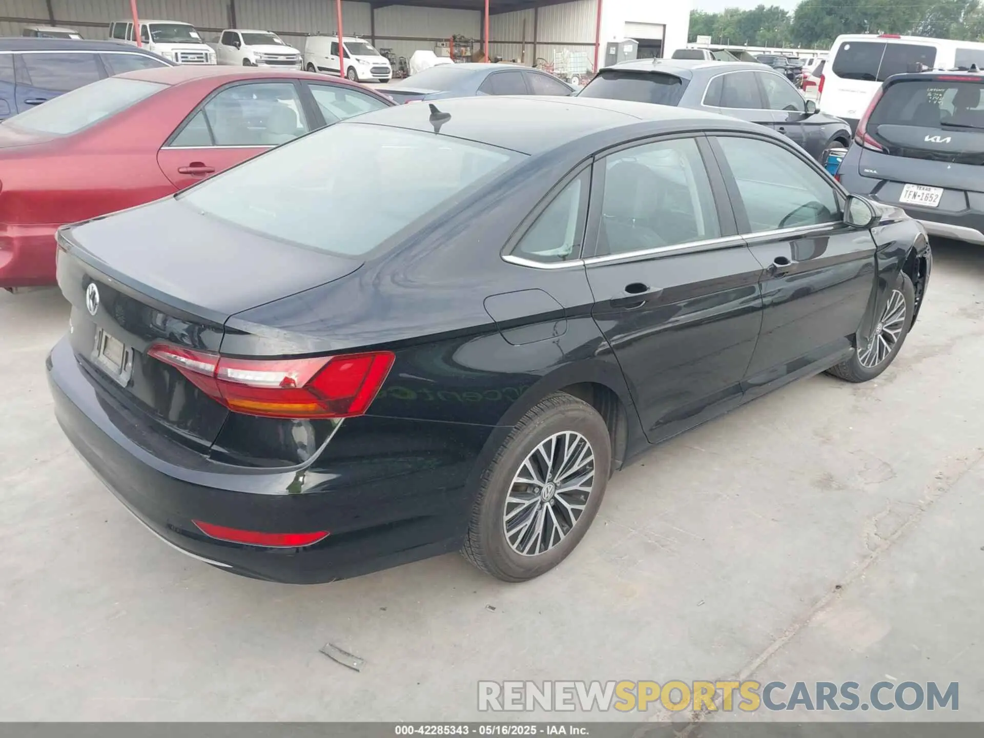 4 Photograph of a damaged car 3VWCB7BU4KM176353 VOLKSWAGEN JETTA 2019
