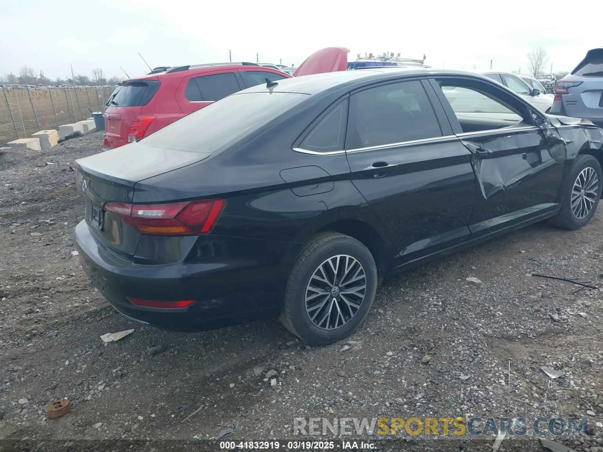 4 Photograph of a damaged car 3VWCB7BU4KM185540 VOLKSWAGEN JETTA 2019