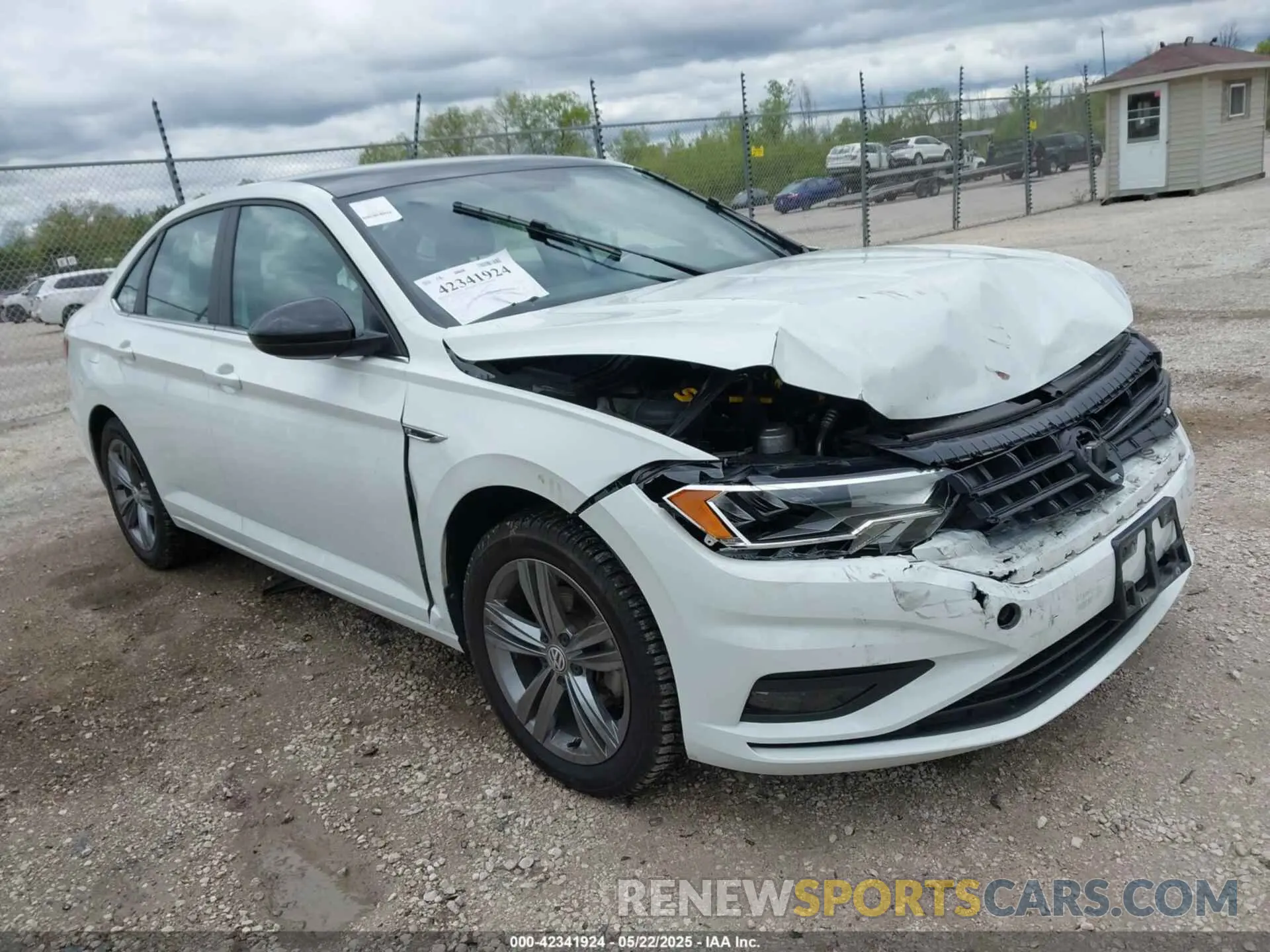 1 Photograph of a damaged car 3VWCB7BU4KM190205 VOLKSWAGEN JETTA 2019