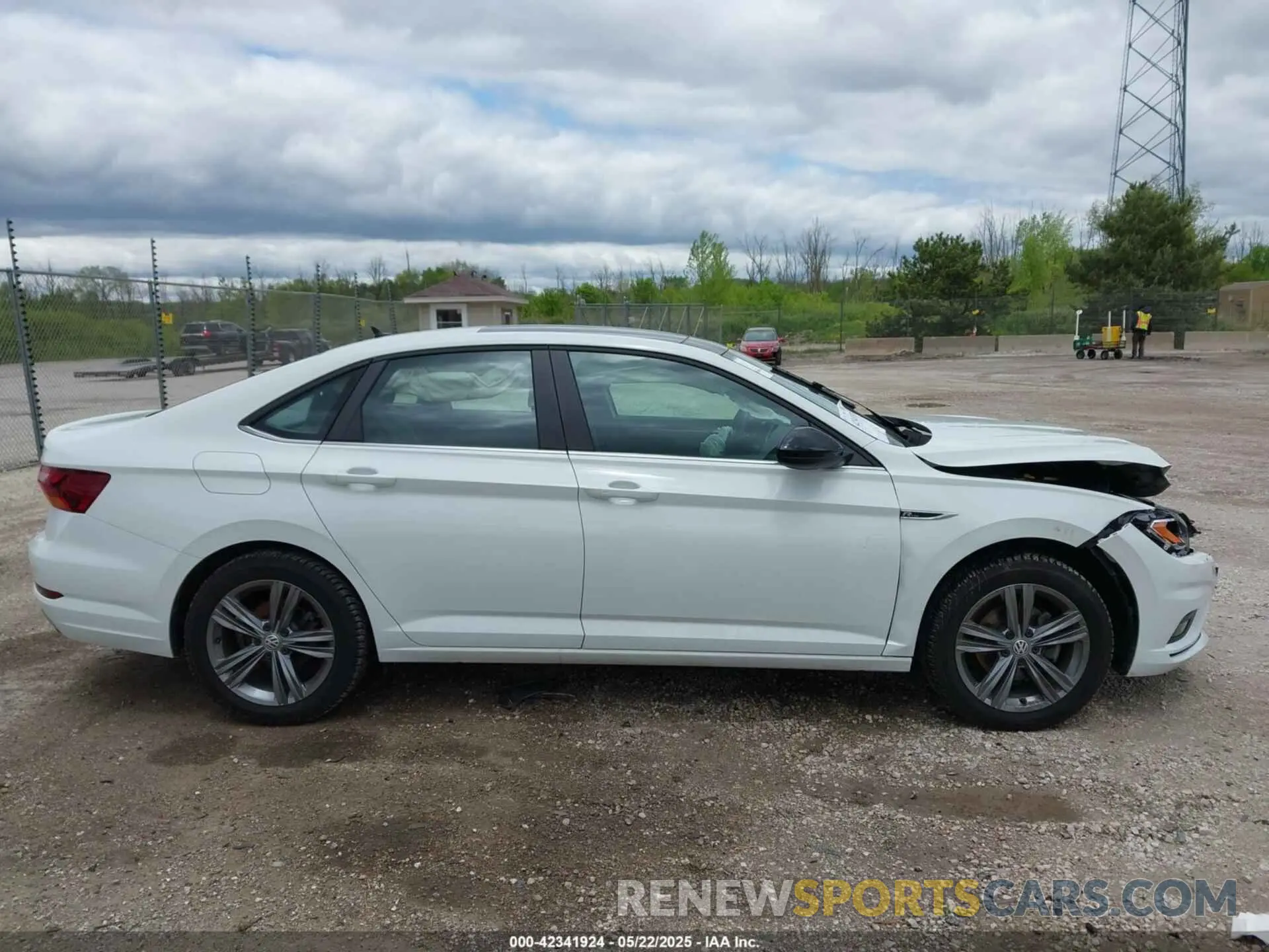 13 Photograph of a damaged car 3VWCB7BU4KM190205 VOLKSWAGEN JETTA 2019