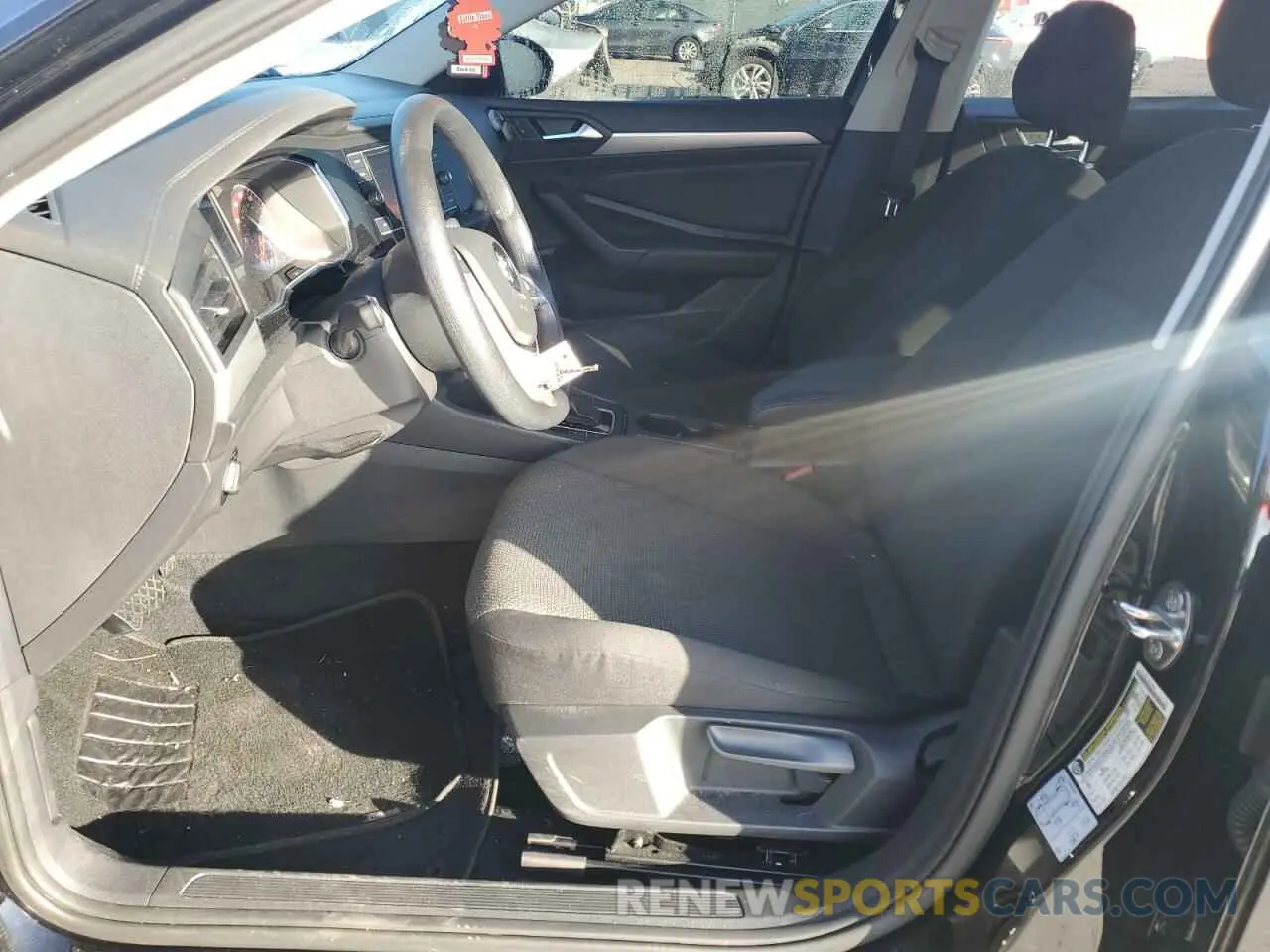 7 Photograph of a damaged car 3VWCB7BU4KM265825 VOLKSWAGEN JETTA 2019