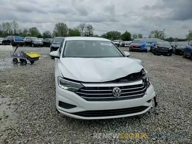 13 Photograph of a damaged car 3VWCB7BU5KM130272 VOLKSWAGEN JETTA 2019