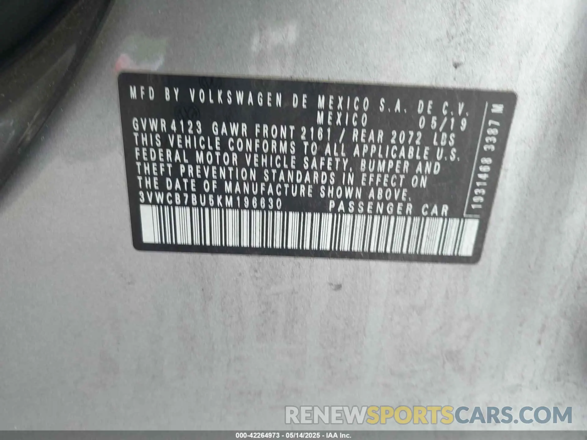 9 Photograph of a damaged car 3VWCB7BU5KM196630 VOLKSWAGEN JETTA 2019