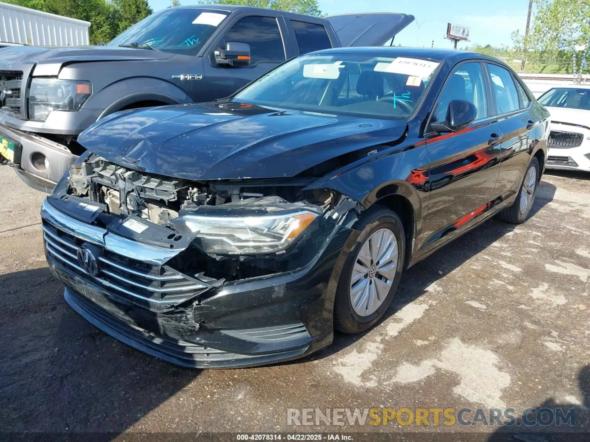 2 Photograph of a damaged car 3VWCB7BU5KM214639 VOLKSWAGEN JETTA 2019