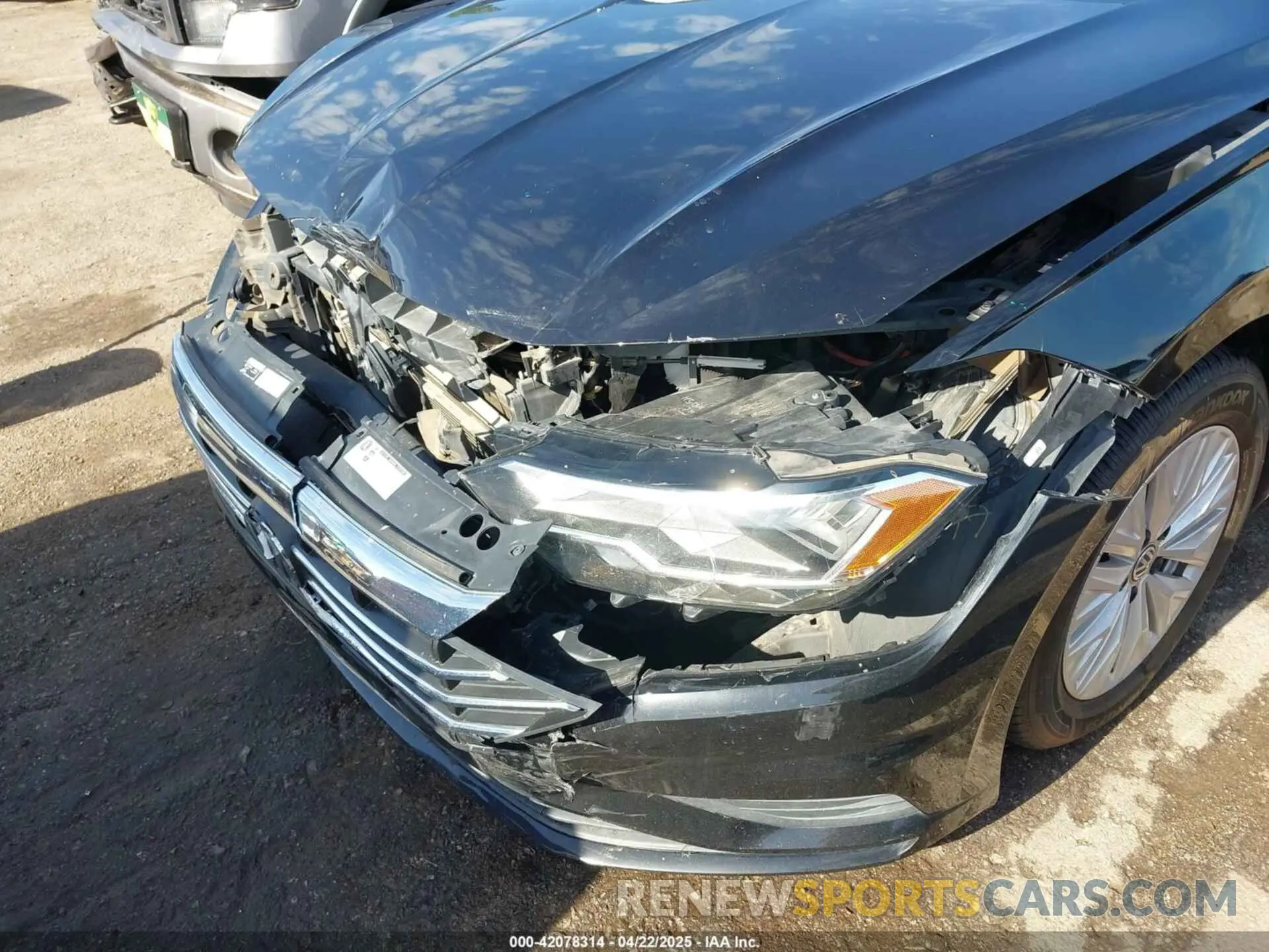 6 Photograph of a damaged car 3VWCB7BU5KM214639 VOLKSWAGEN JETTA 2019
