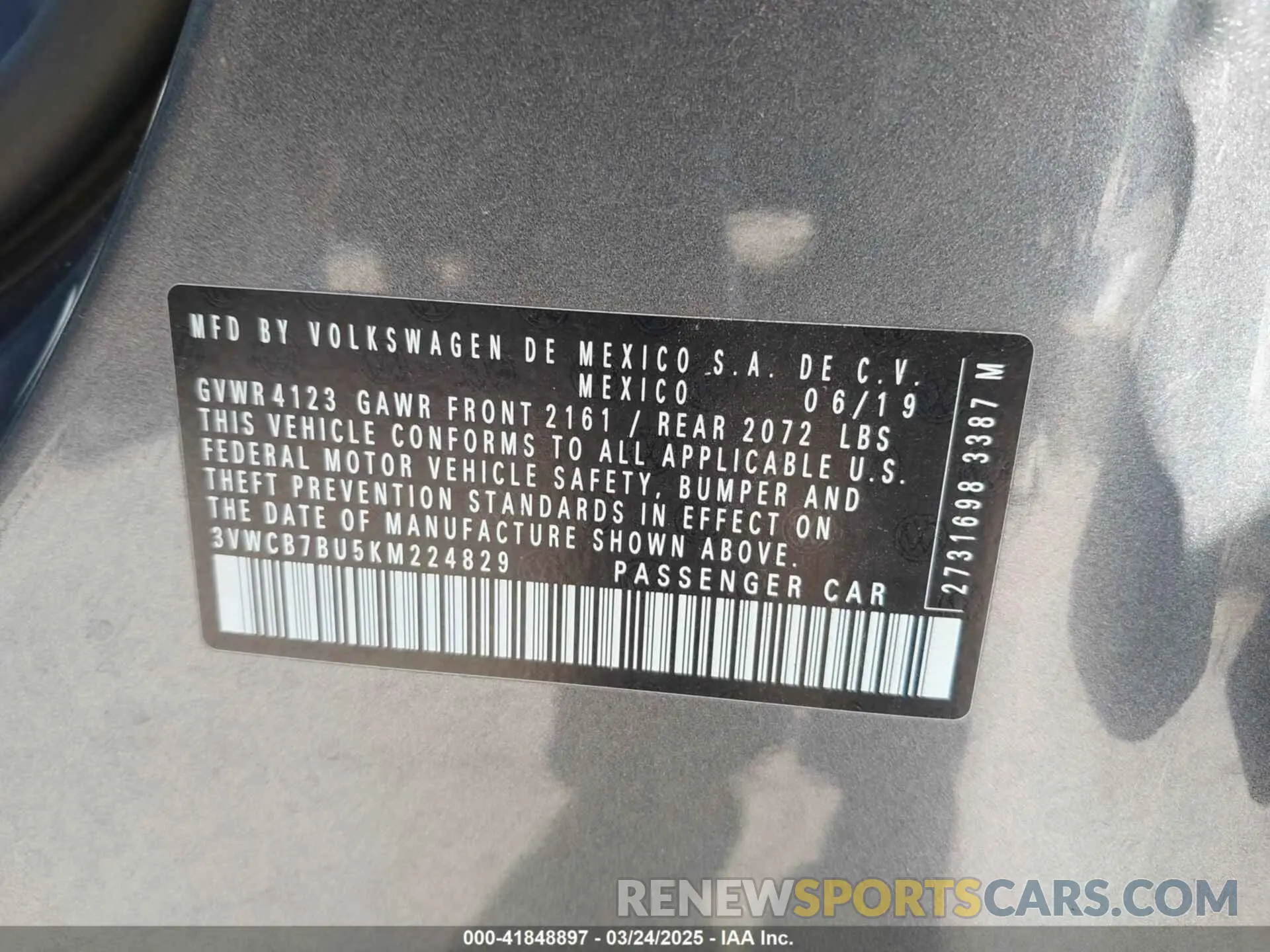 9 Photograph of a damaged car 3VWCB7BU5KM224829 VOLKSWAGEN JETTA 2019