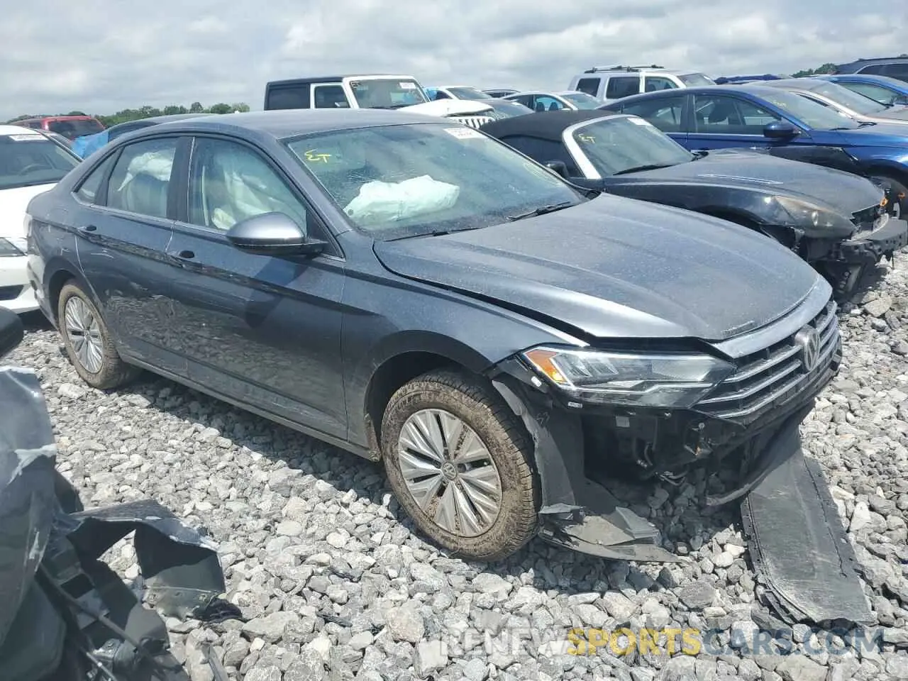 4 Photograph of a damaged car 3VWCB7BU5KM243655 VOLKSWAGEN JETTA 2019