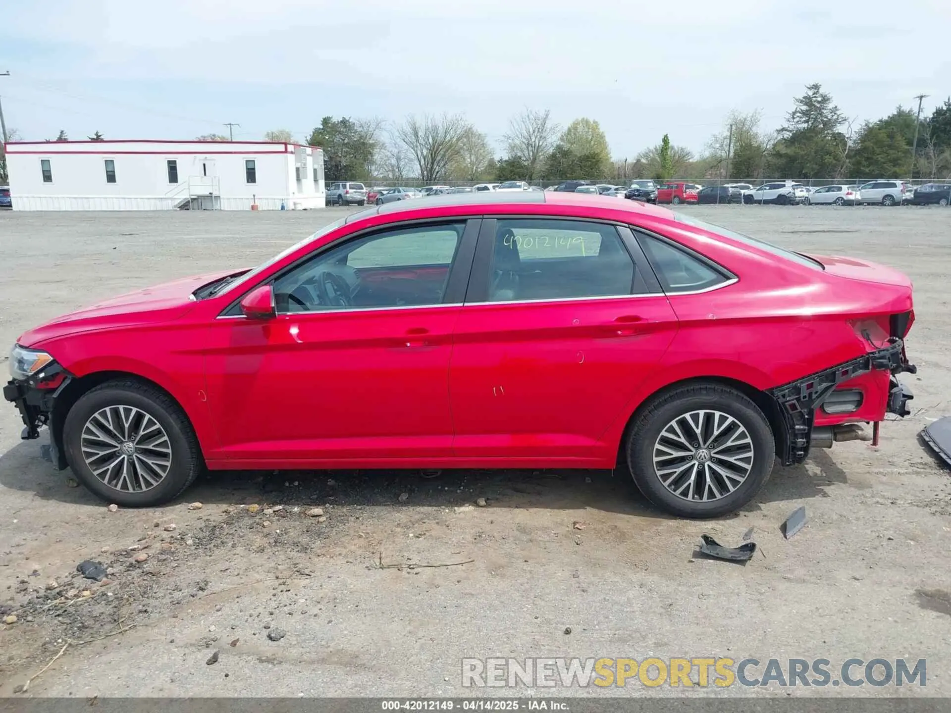 14 Photograph of a damaged car 3VWCB7BU6KM158050 VOLKSWAGEN JETTA 2019