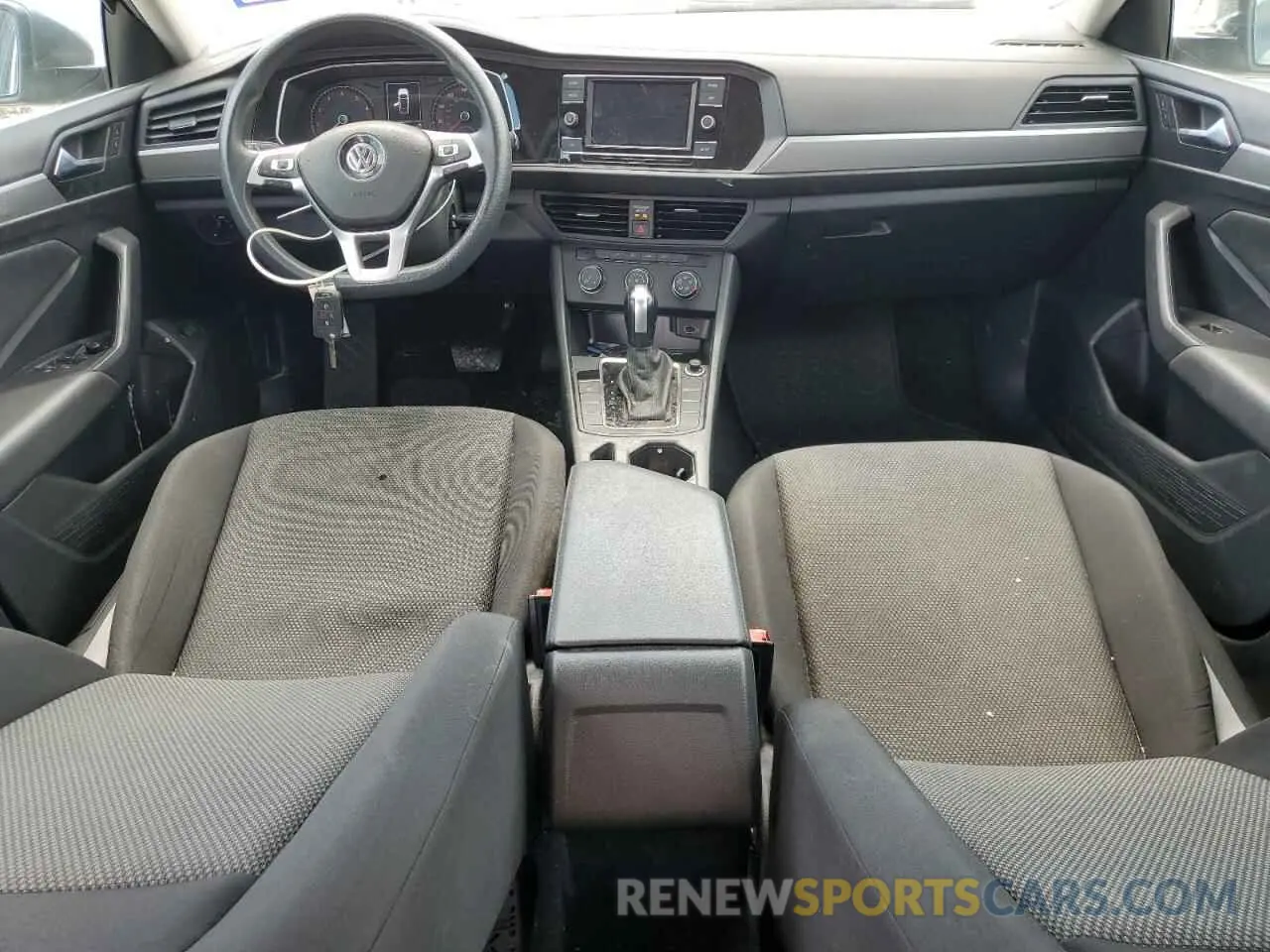8 Photograph of a damaged car 3VWCB7BU6KM219039 VOLKSWAGEN JETTA 2019