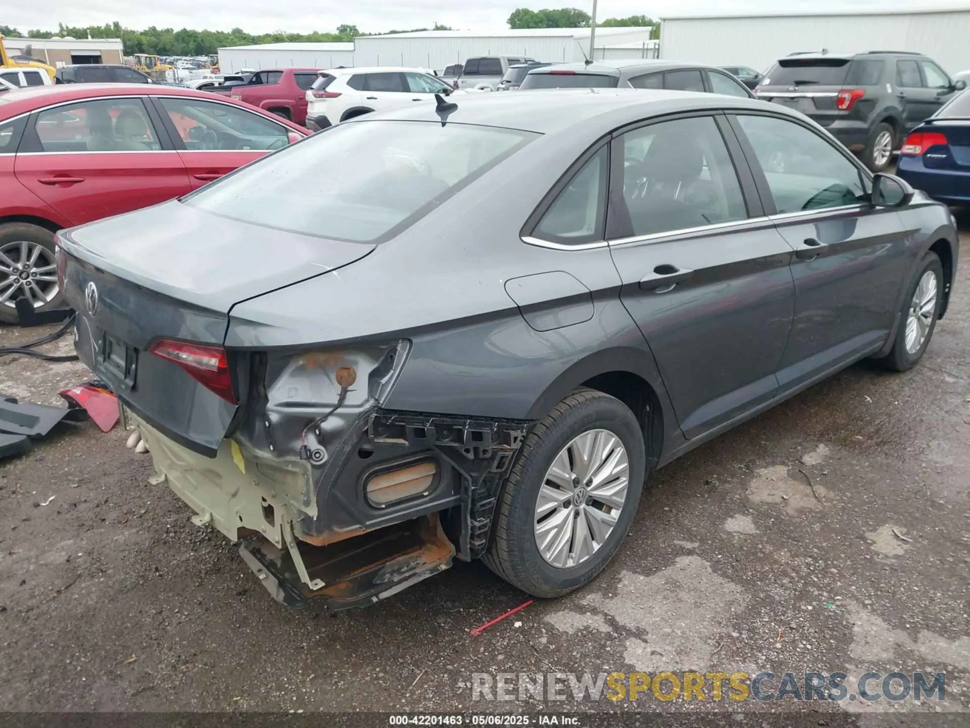 4 Photograph of a damaged car 3VWCB7BU6KM219056 VOLKSWAGEN JETTA 2019