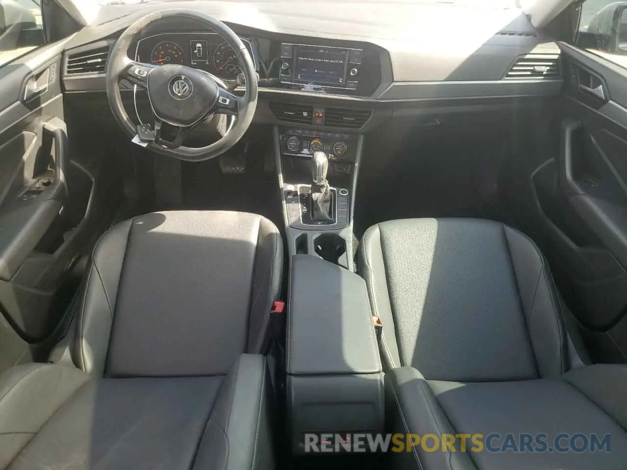 8 Photograph of a damaged car 3VWCB7BU6KM225178 VOLKSWAGEN JETTA 2019