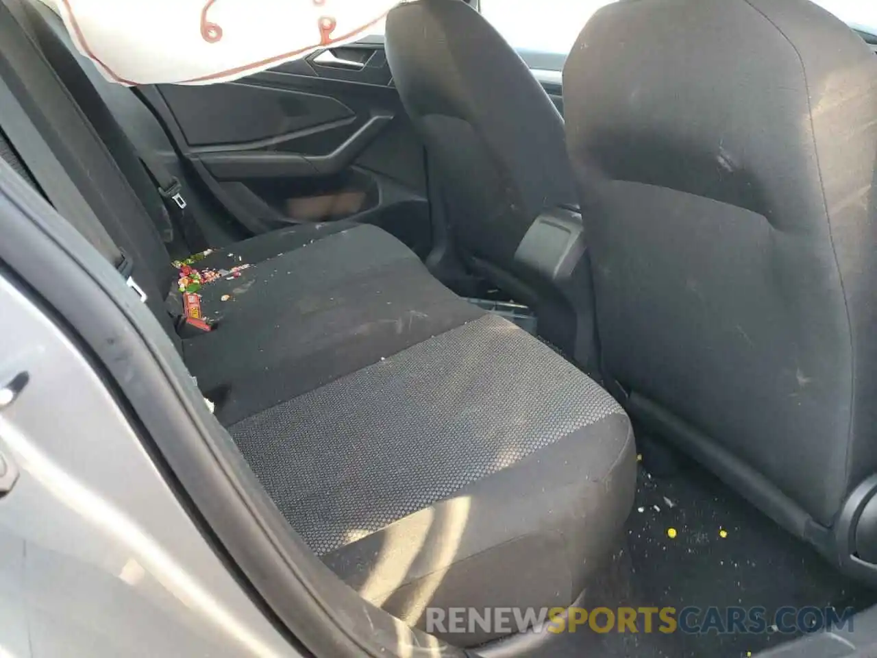 10 Photograph of a damaged car 3VWCB7BU6KM245754 VOLKSWAGEN JETTA 2019