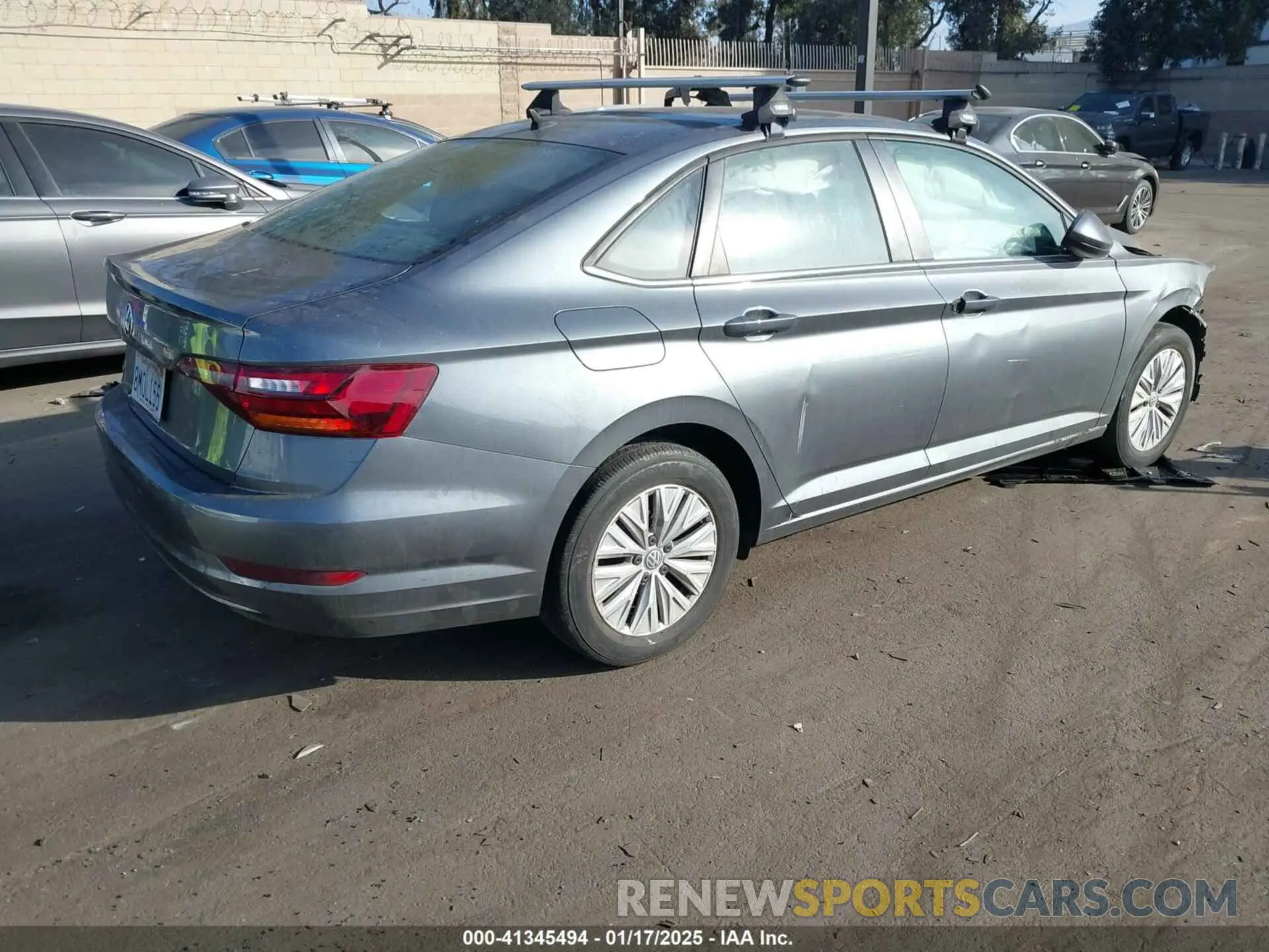 4 Photograph of a damaged car 3VWCB7BU7KM203805 VOLKSWAGEN JETTA 2019