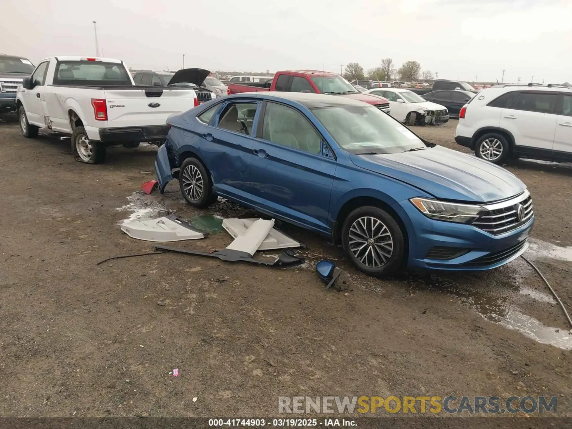 1 Photograph of a damaged car 3VWCB7BU7KM244533 VOLKSWAGEN JETTA 2019