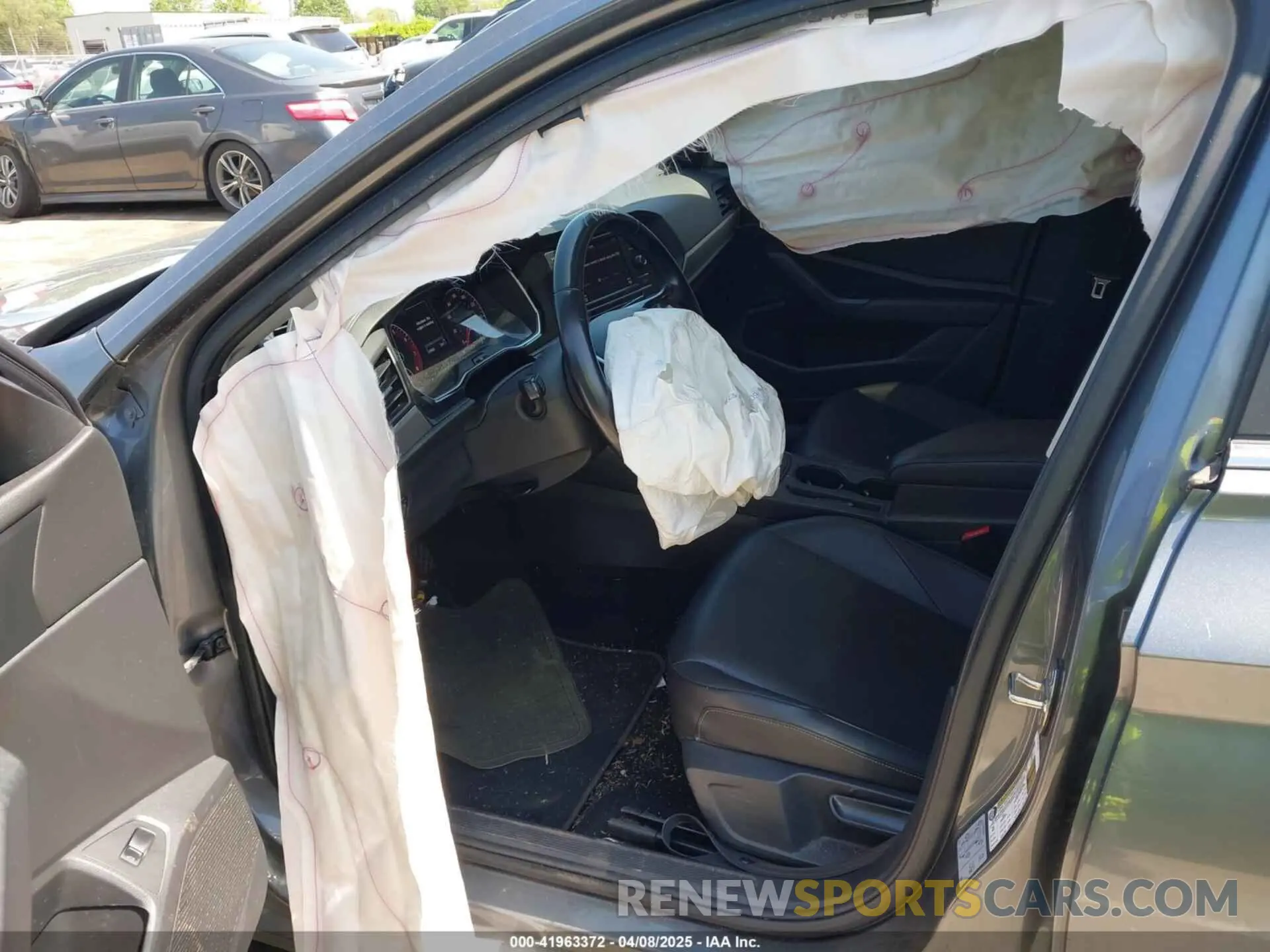 5 Photograph of a damaged car 3VWCB7BU8KM176906 VOLKSWAGEN JETTA 2019
