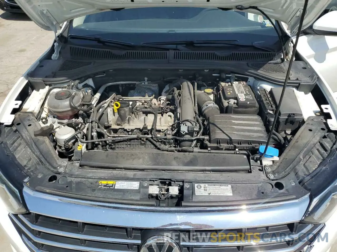 11 Photograph of a damaged car 3VWCB7BU9KM130050 VOLKSWAGEN JETTA 2019