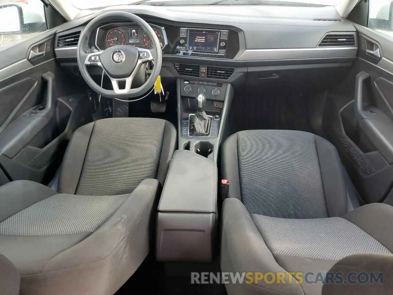 8 Photograph of a damaged car 3VWCB7BU9KM137368 VOLKSWAGEN JETTA 2019