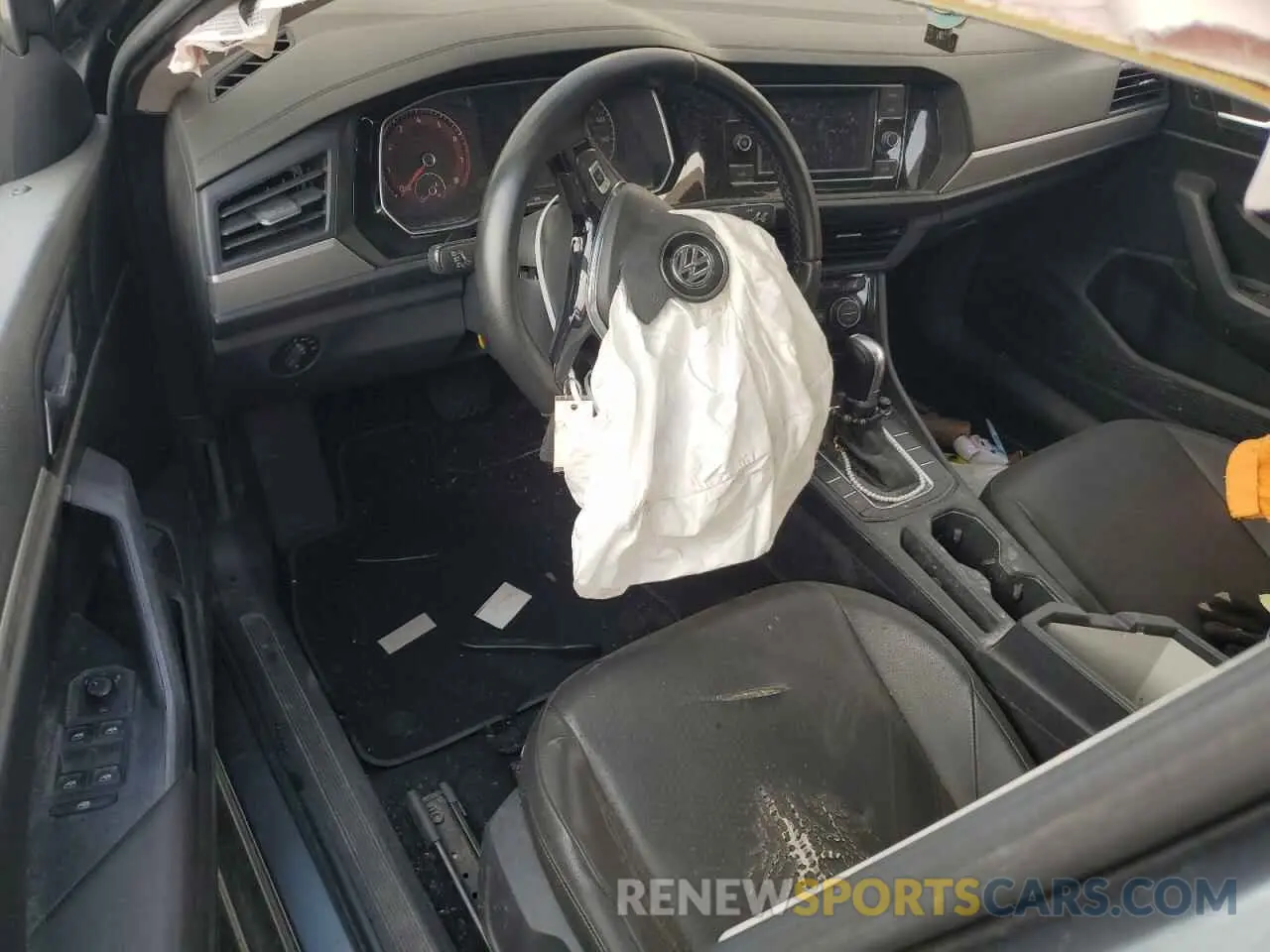 8 Photograph of a damaged car 3VWCB7BU9KM176610 VOLKSWAGEN JETTA 2019
