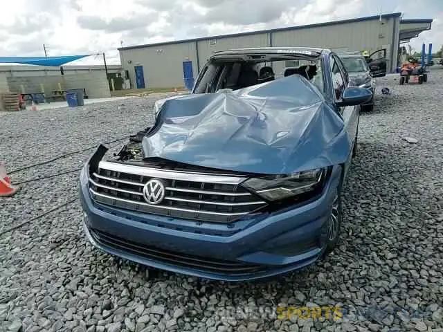 13 Photograph of a damaged car 3VWCB7BU9KM186943 VOLKSWAGEN JETTA 2019