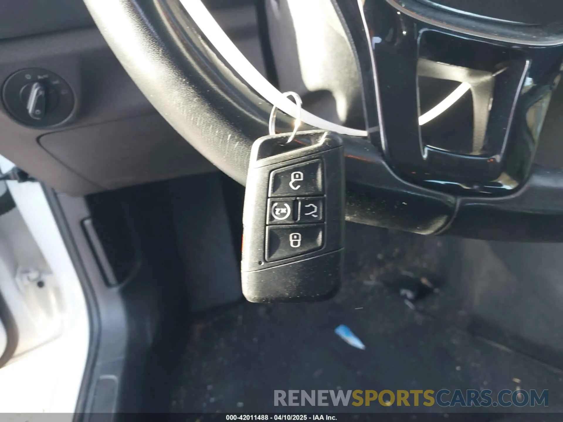 11 Photograph of a damaged car 3VWCB7BU9KM200145 VOLKSWAGEN JETTA 2019
