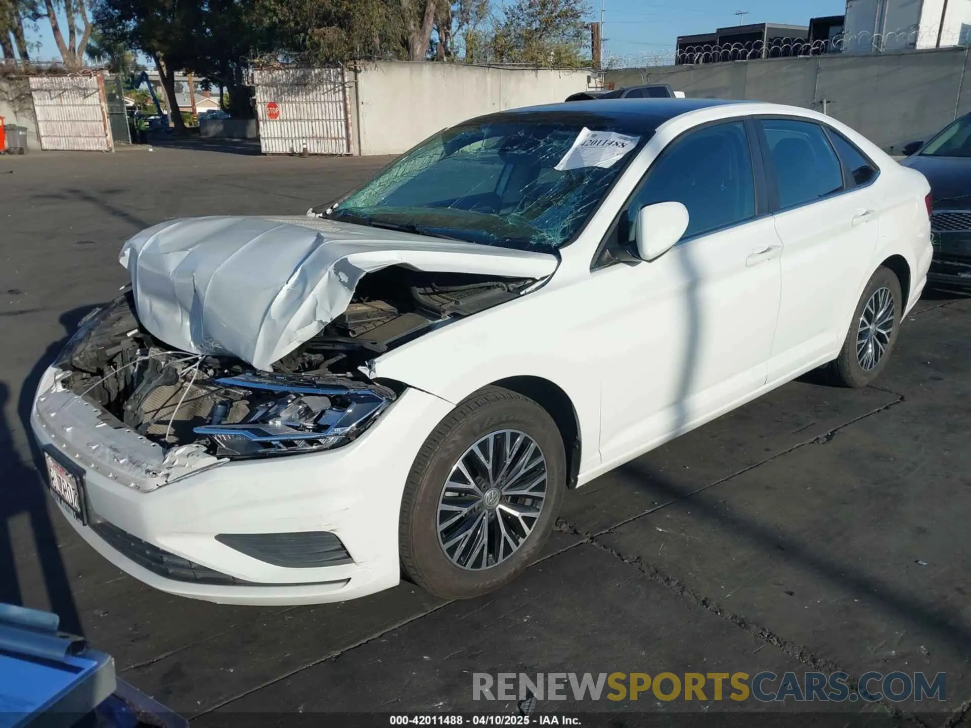 2 Photograph of a damaged car 3VWCB7BU9KM200145 VOLKSWAGEN JETTA 2019