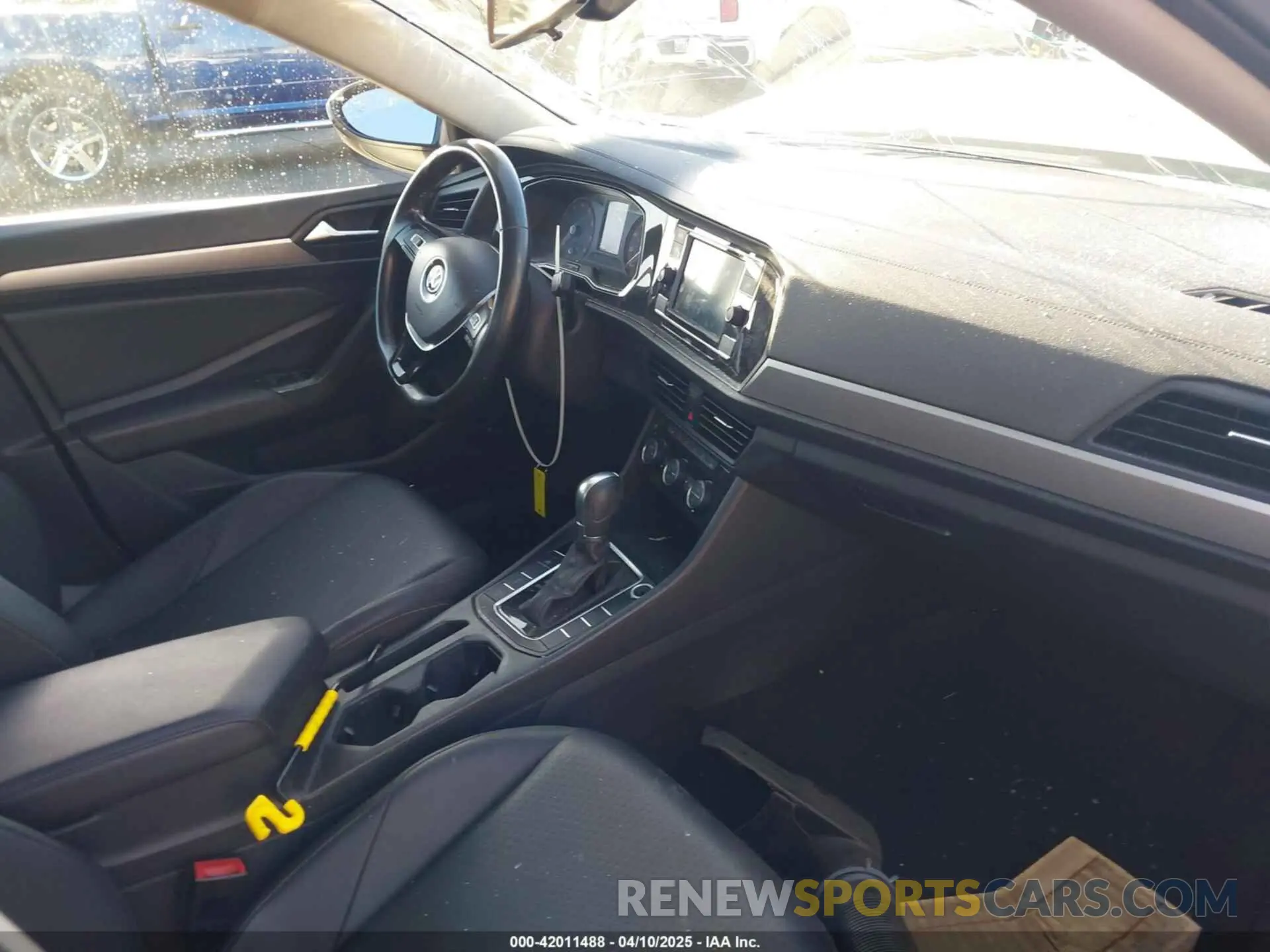 5 Photograph of a damaged car 3VWCB7BU9KM200145 VOLKSWAGEN JETTA 2019