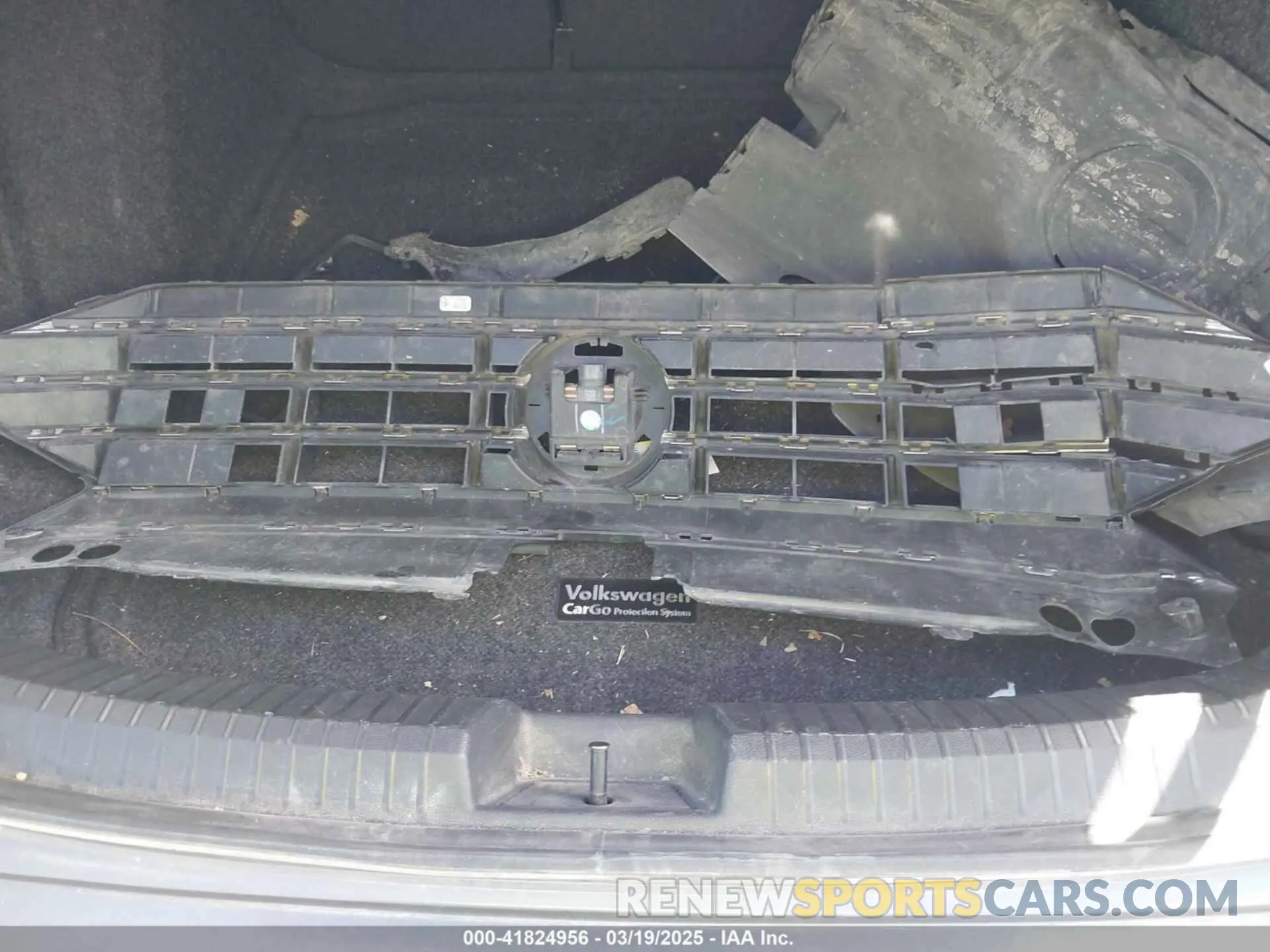 12 Photograph of a damaged car 3VWCB7BU9KM216300 VOLKSWAGEN JETTA 2019