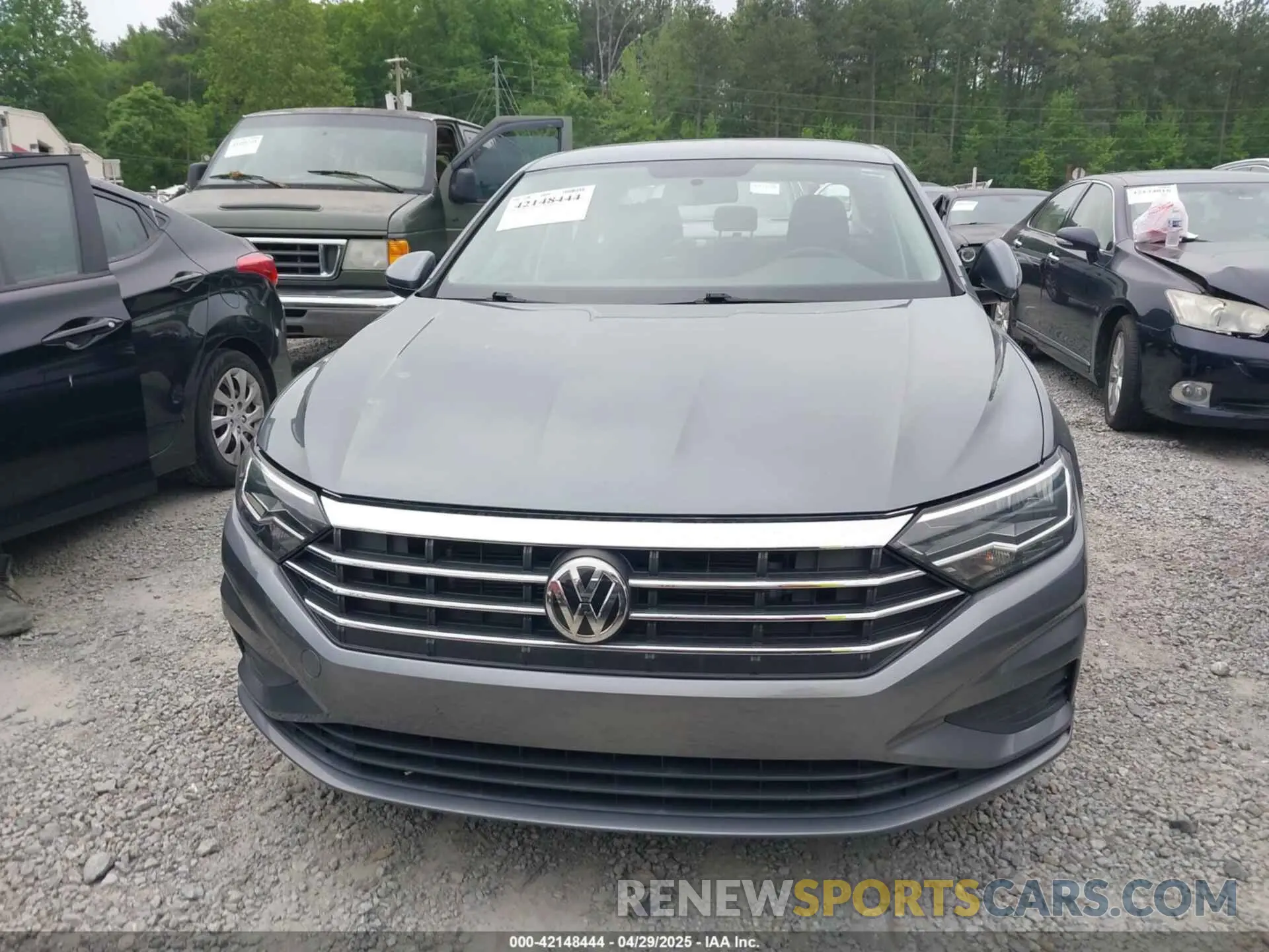 12 Photograph of a damaged car 3VWCB7BU9KM268302 VOLKSWAGEN JETTA 2019