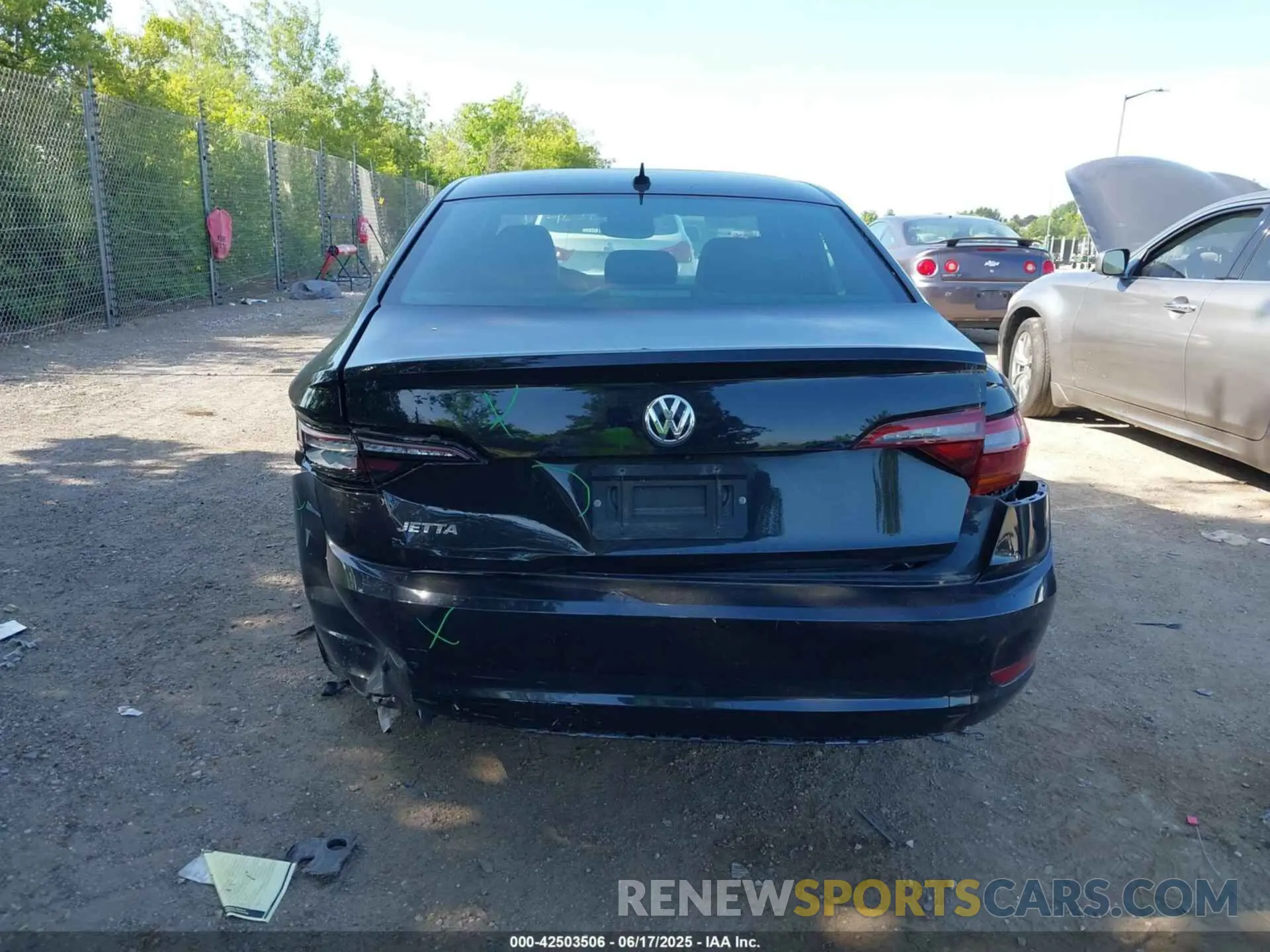 15 Photograph of a damaged car 3VWCB7BU9KM272513 VOLKSWAGEN JETTA 2019