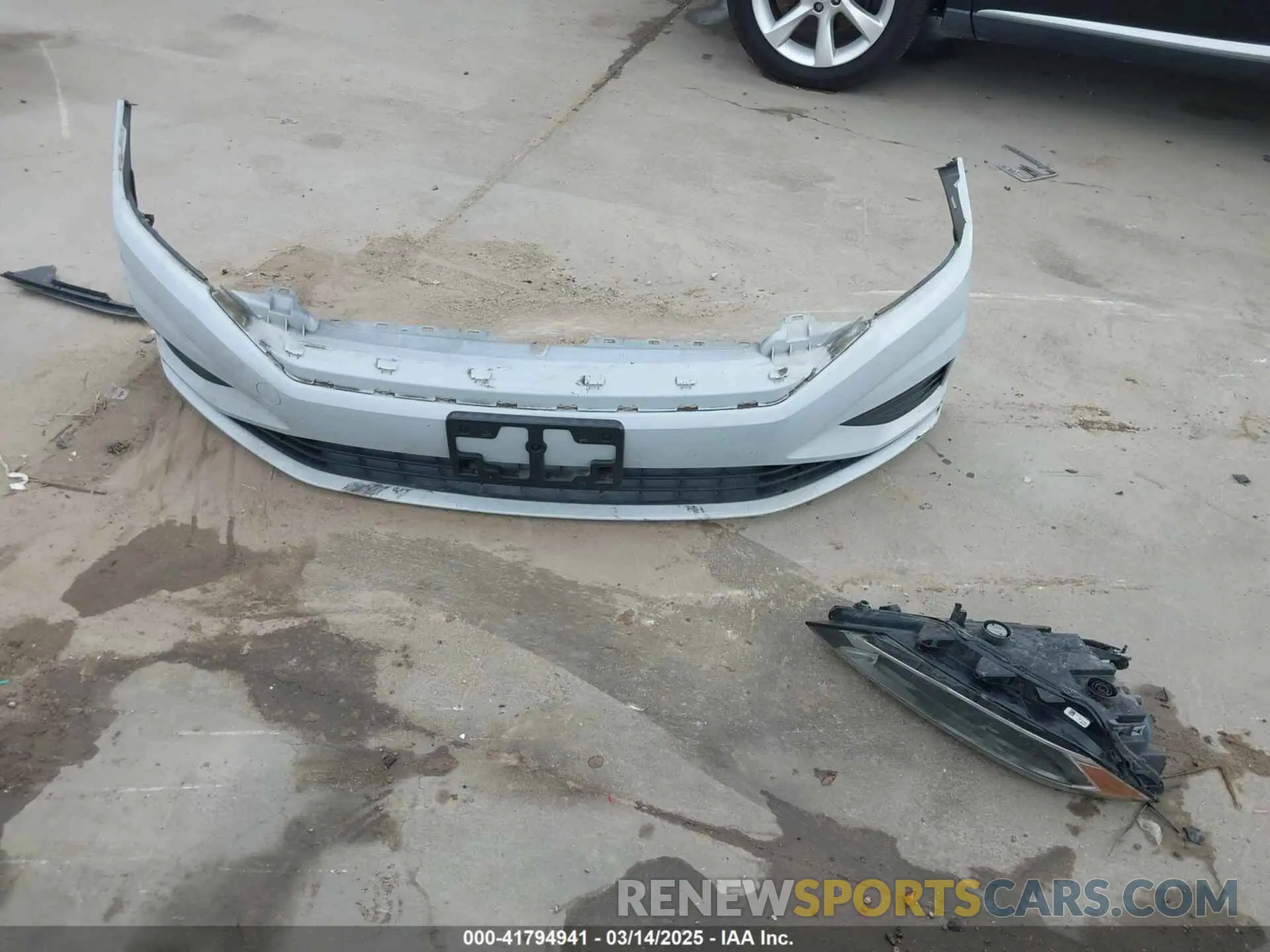 12 Photograph of a damaged car 3VWCB7BUXKM141770 VOLKSWAGEN JETTA 2019