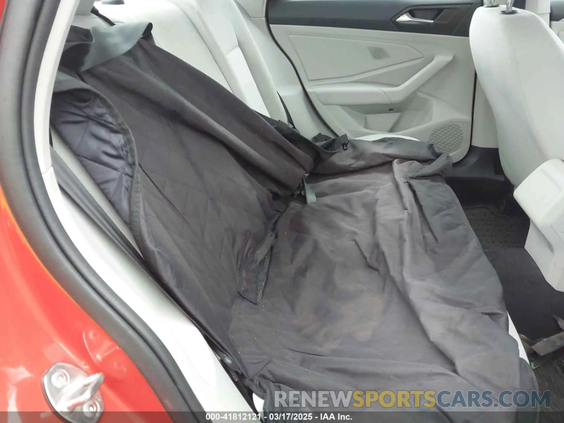 8 Photograph of a damaged car 3VWCB7BUXKM157547 VOLKSWAGEN JETTA 2019