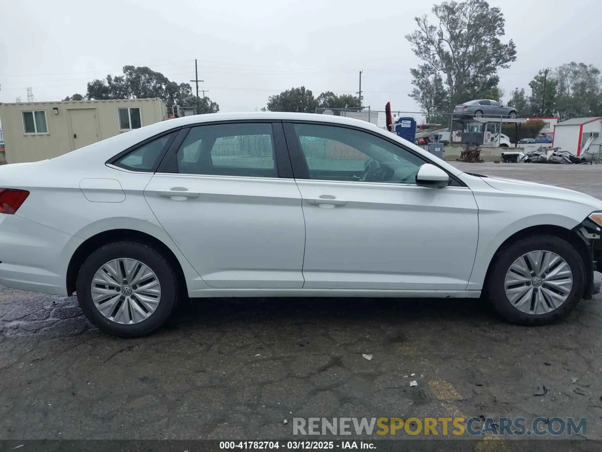 14 Photograph of a damaged car 3VWCB7BUXKM167737 VOLKSWAGEN JETTA 2019