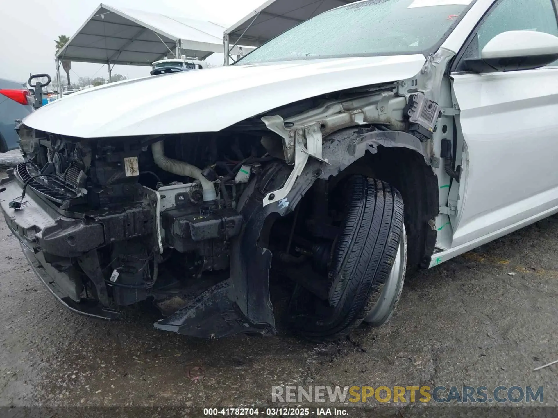 6 Photograph of a damaged car 3VWCB7BUXKM167737 VOLKSWAGEN JETTA 2019