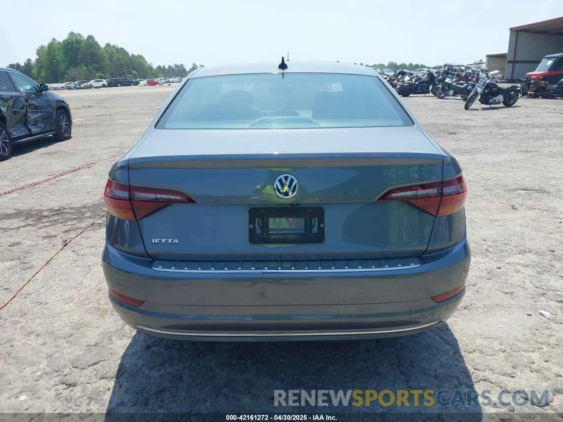16 Photograph of a damaged car 3VWE57BU0KM110267 VOLKSWAGEN JETTA 2019