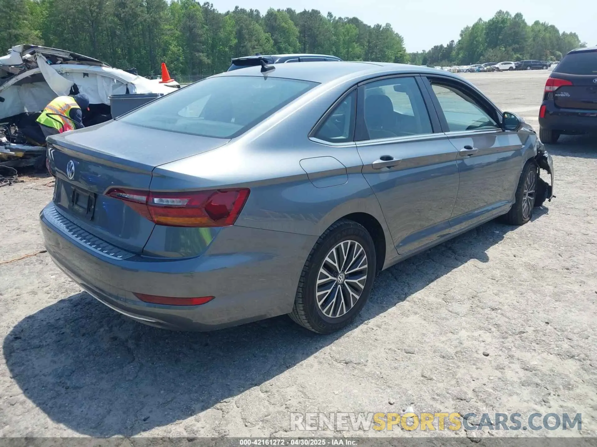 4 Photograph of a damaged car 3VWE57BU0KM110267 VOLKSWAGEN JETTA 2019