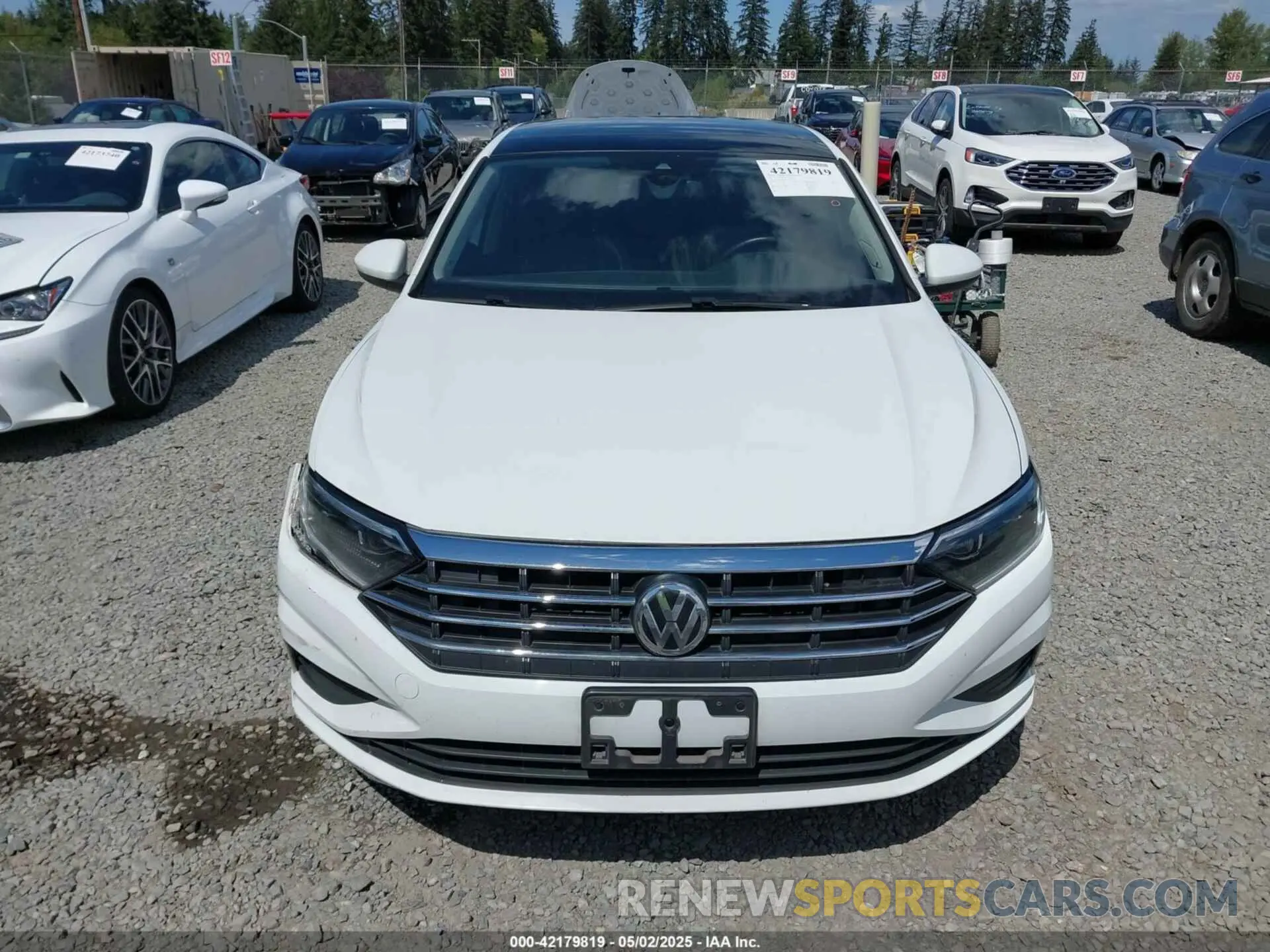 12 Photograph of a damaged car 3VWE57BU1KM111170 VOLKSWAGEN JETTA 2019