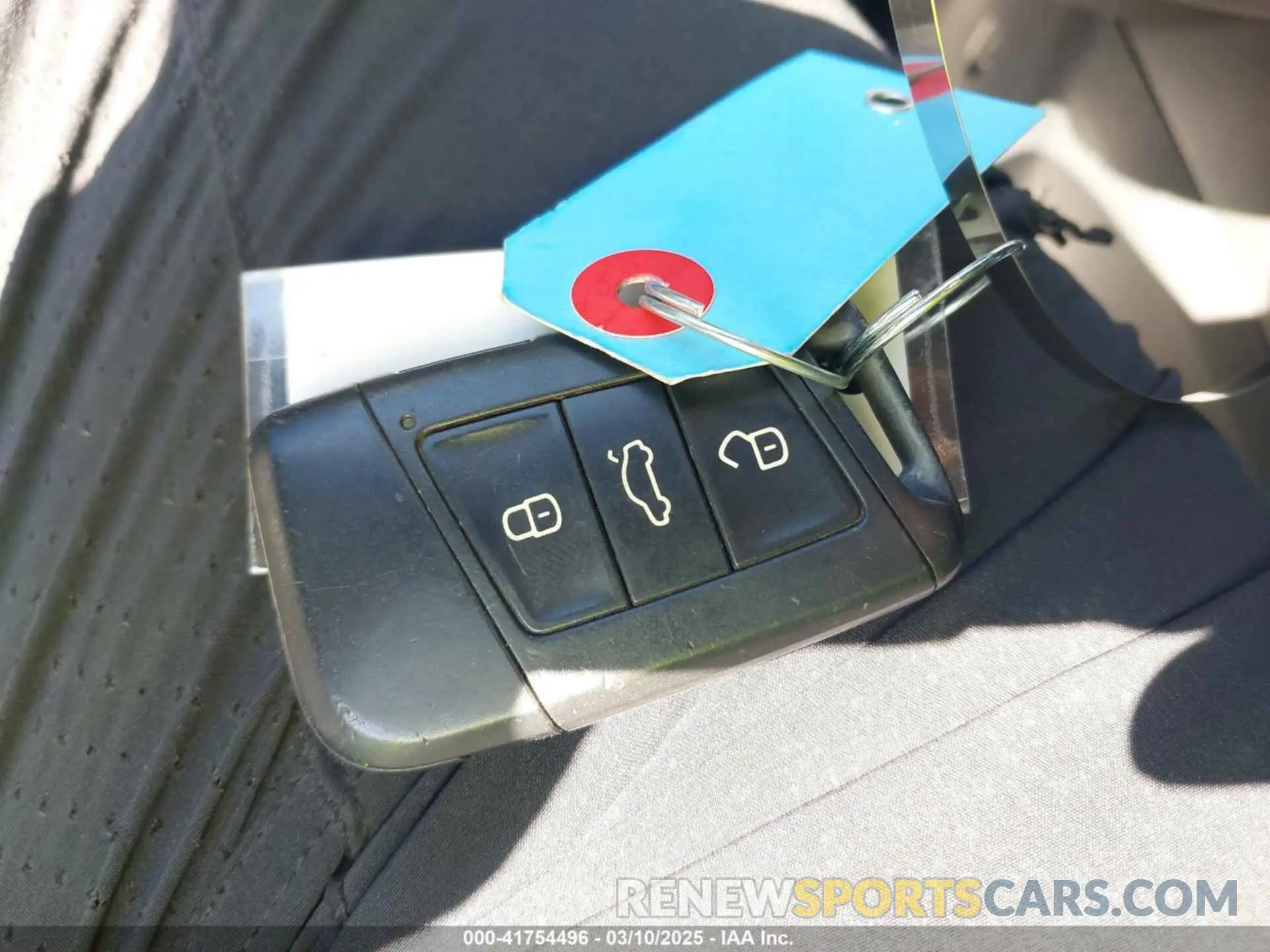 11 Photograph of a damaged car 3VWE57BU4KM004016 VOLKSWAGEN JETTA 2019