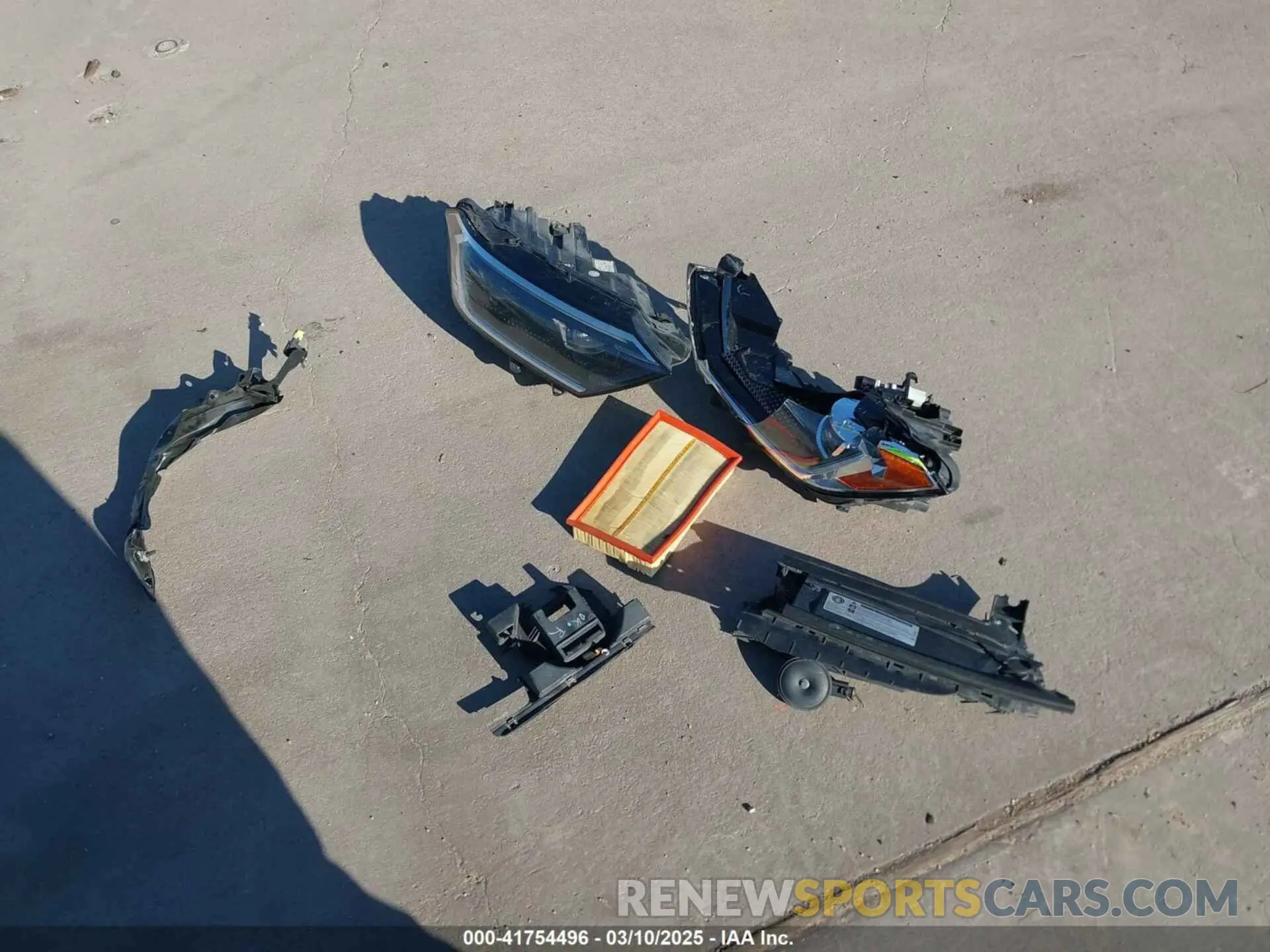 12 Photograph of a damaged car 3VWE57BU4KM004016 VOLKSWAGEN JETTA 2019