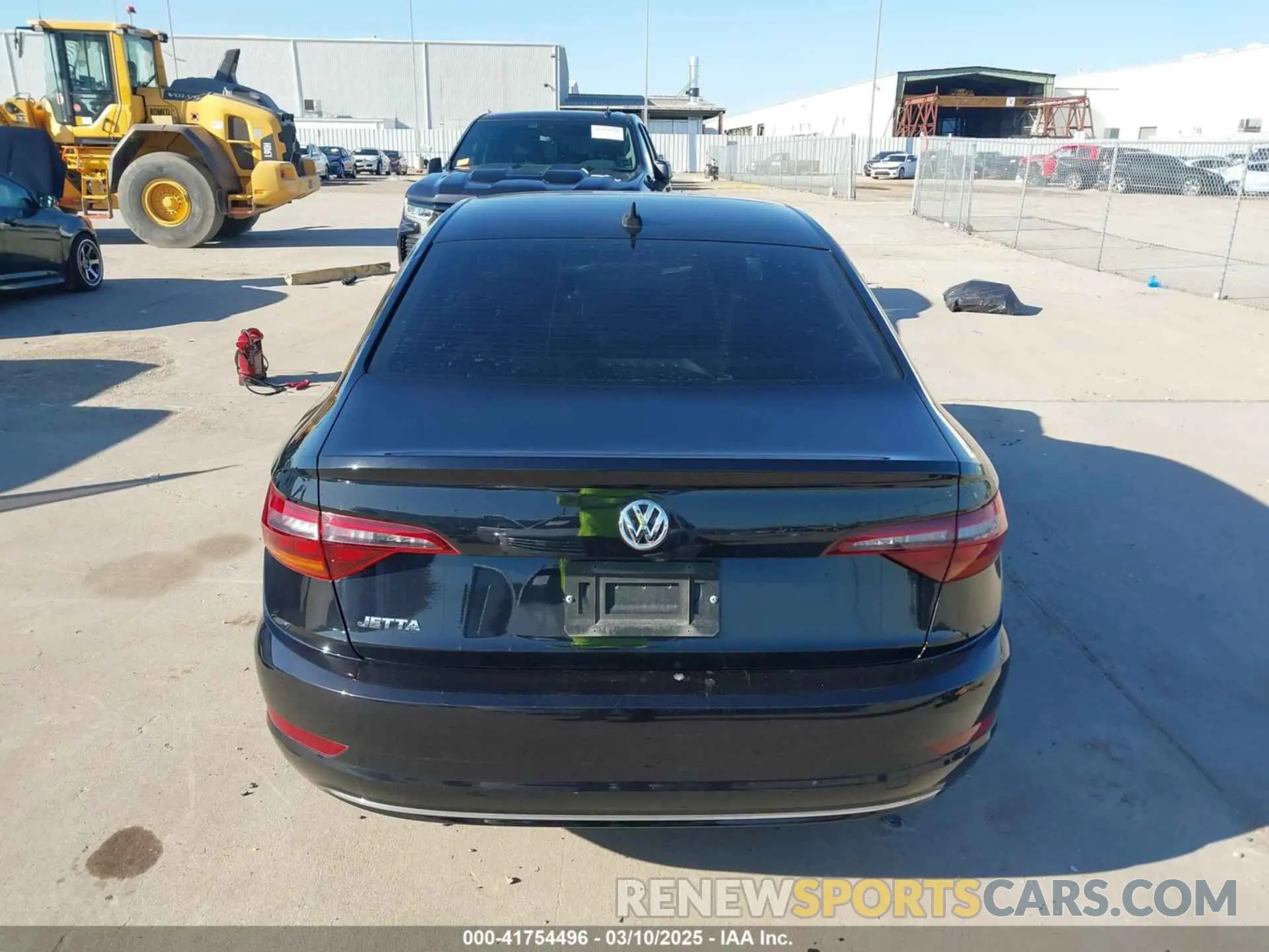 17 Photograph of a damaged car 3VWE57BU4KM004016 VOLKSWAGEN JETTA 2019