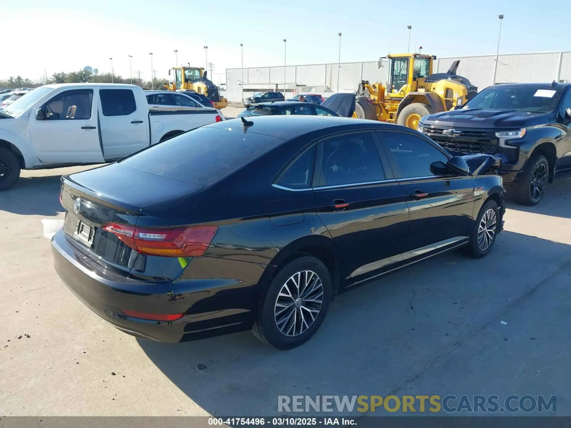 4 Photograph of a damaged car 3VWE57BU4KM004016 VOLKSWAGEN JETTA 2019