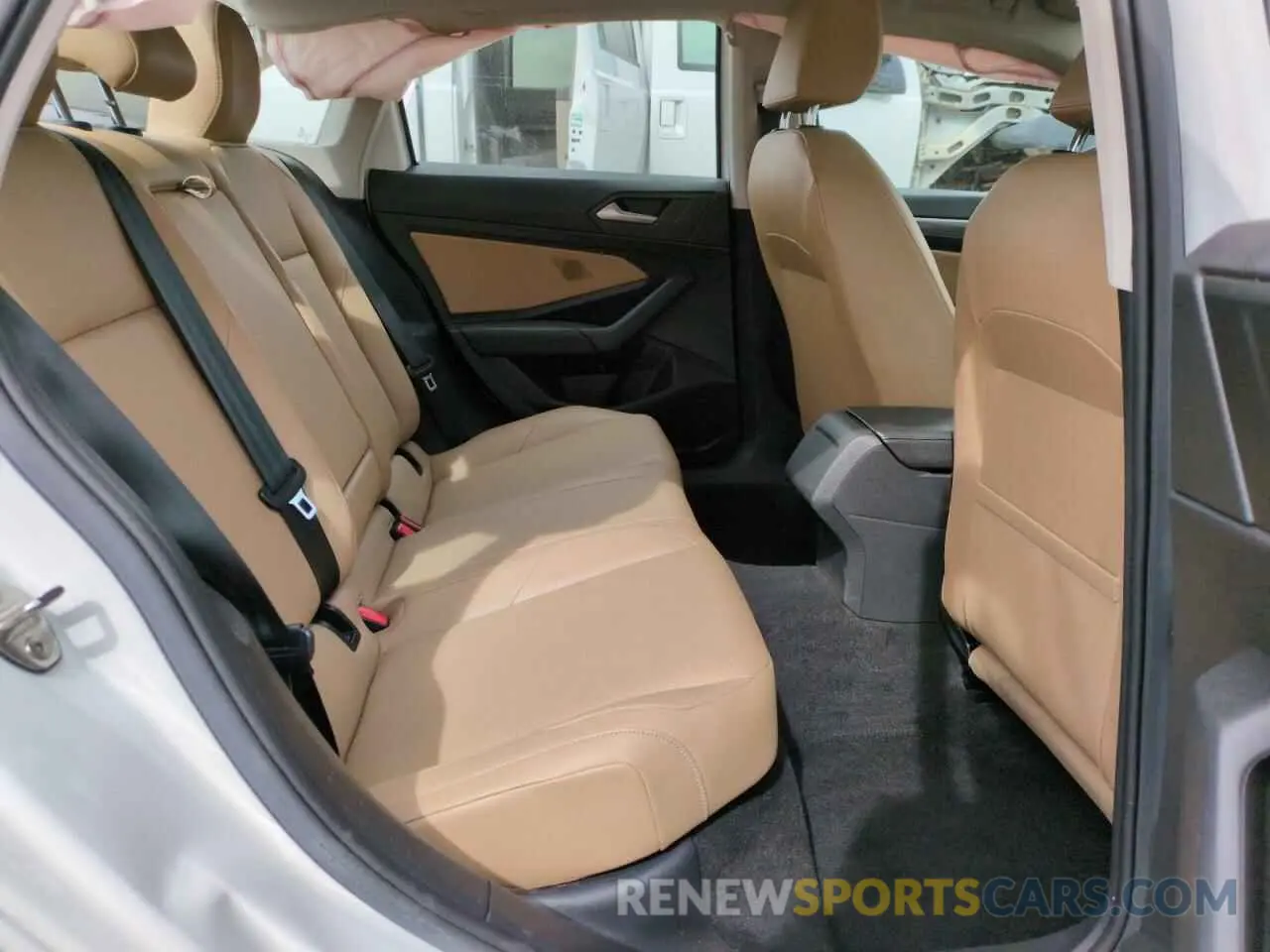 10 Photograph of a damaged car 3VWE57BU4KM053295 VOLKSWAGEN JETTA 2019