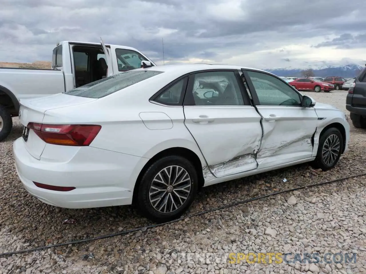 3 Photograph of a damaged car 3VWE57BU4KM053295 VOLKSWAGEN JETTA 2019