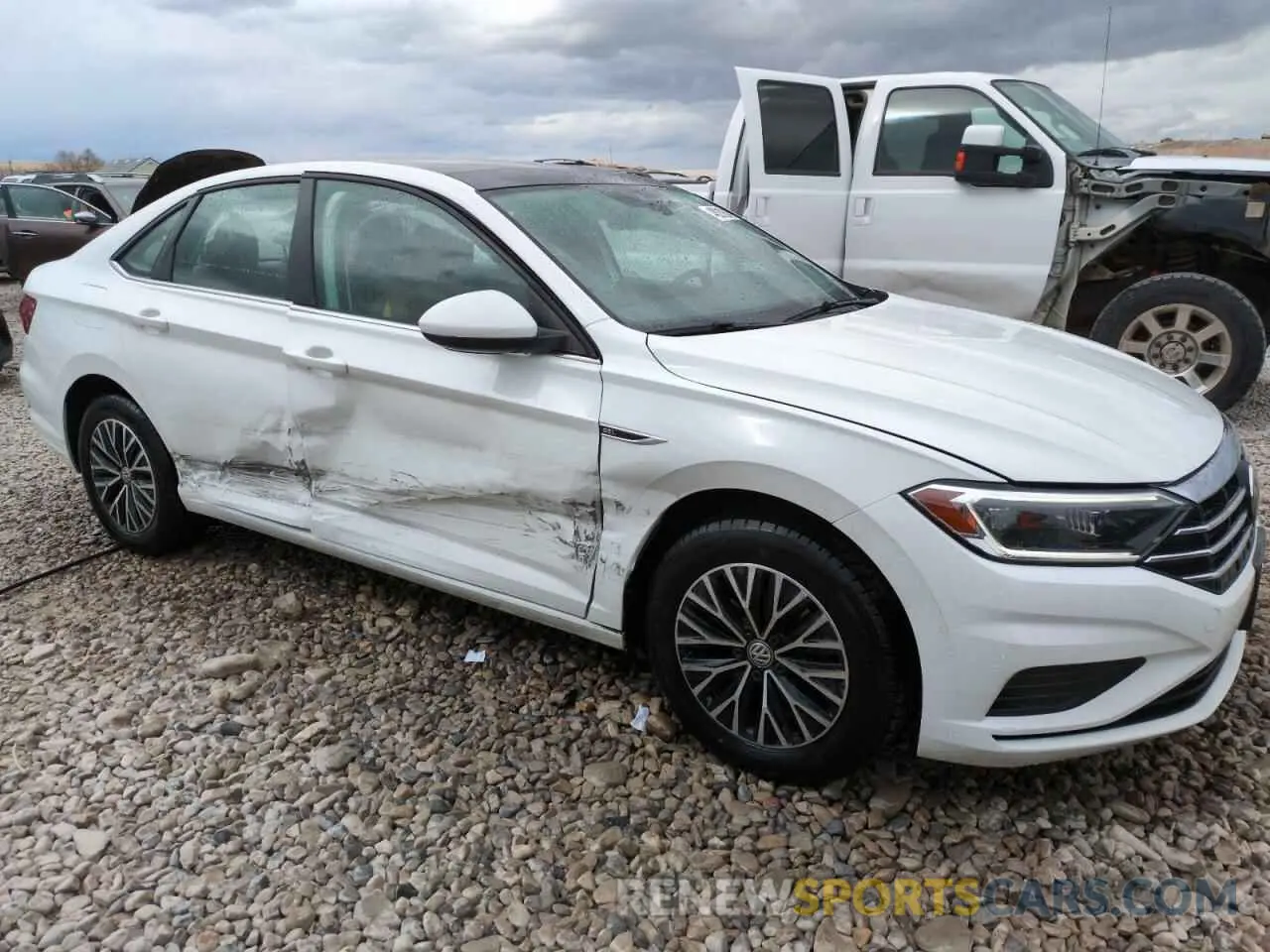4 Photograph of a damaged car 3VWE57BU4KM053295 VOLKSWAGEN JETTA 2019