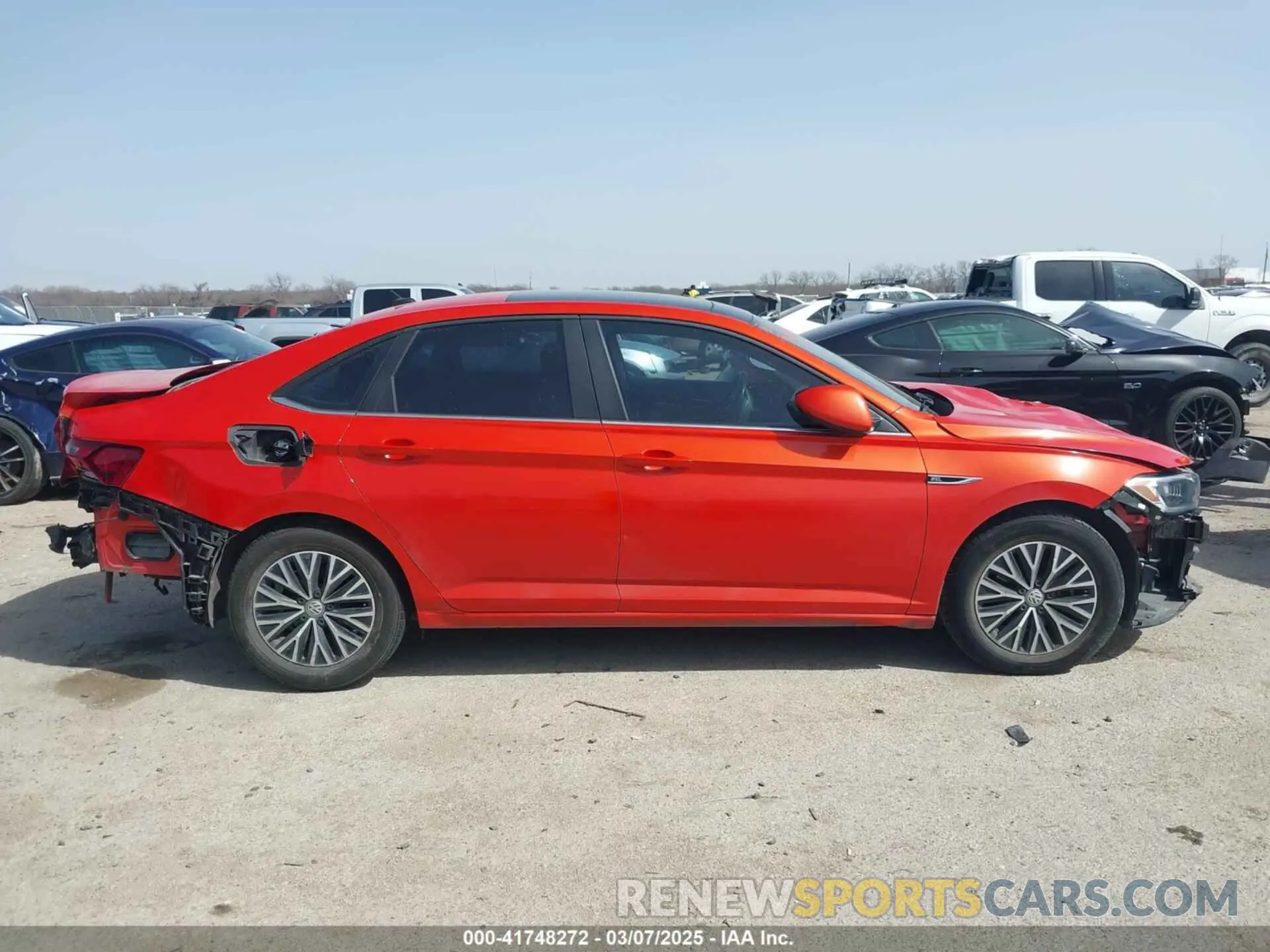 13 Photograph of a damaged car 3VWE57BU4KM110398 VOLKSWAGEN JETTA 2019