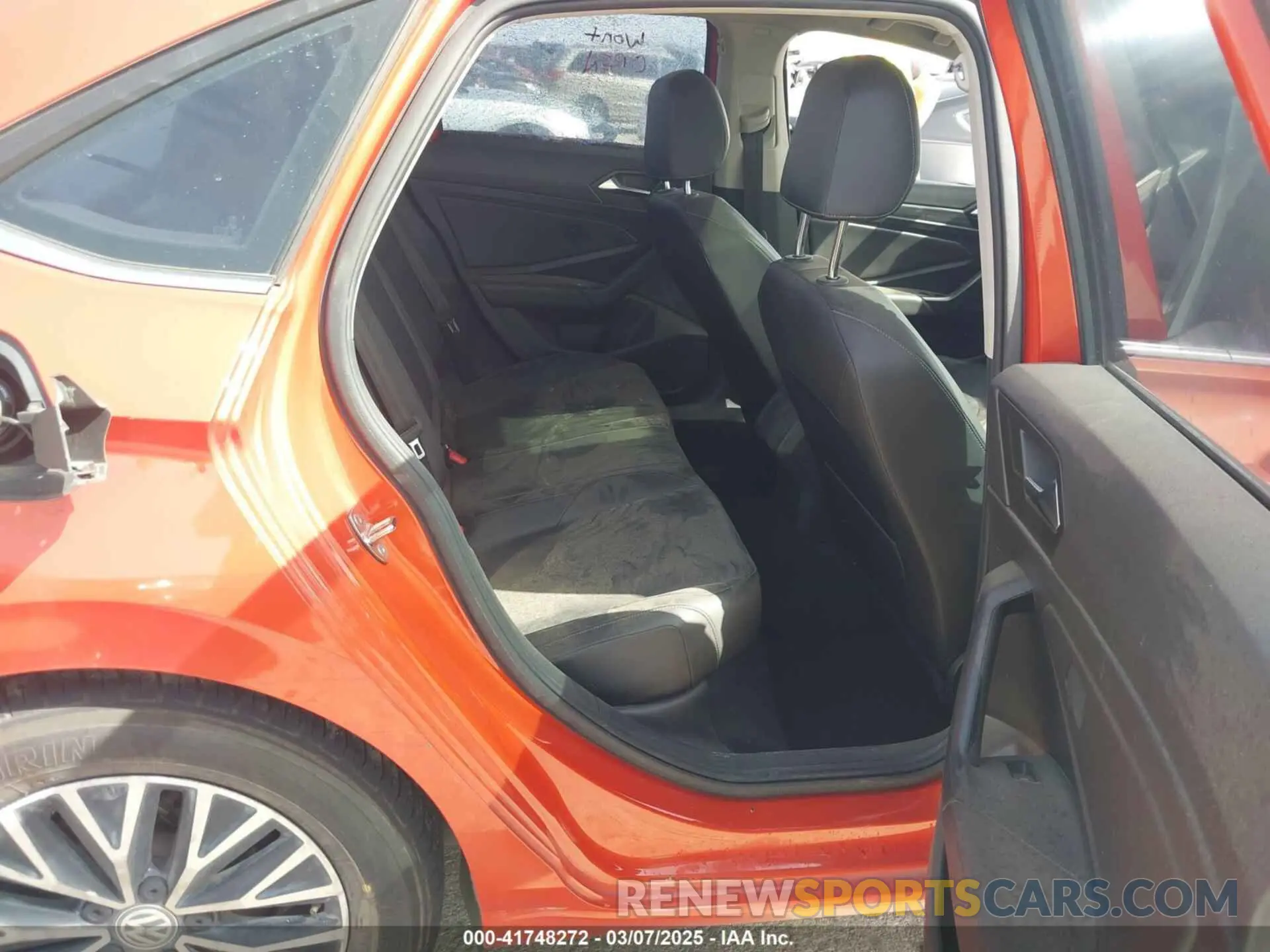 8 Photograph of a damaged car 3VWE57BU4KM110398 VOLKSWAGEN JETTA 2019