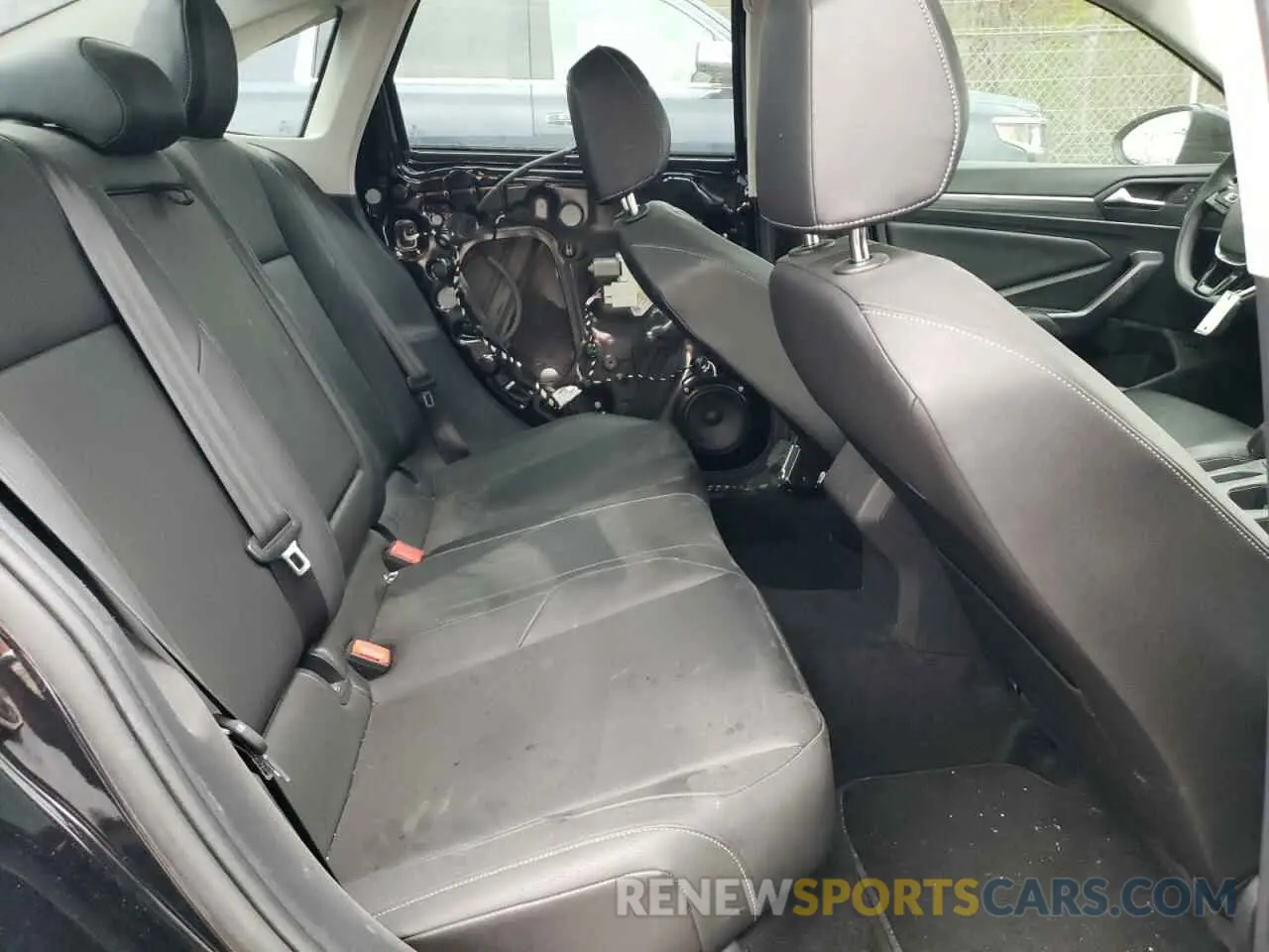 10 Photograph of a damaged car 3VWE57BU5KM038904 VOLKSWAGEN JETTA 2019